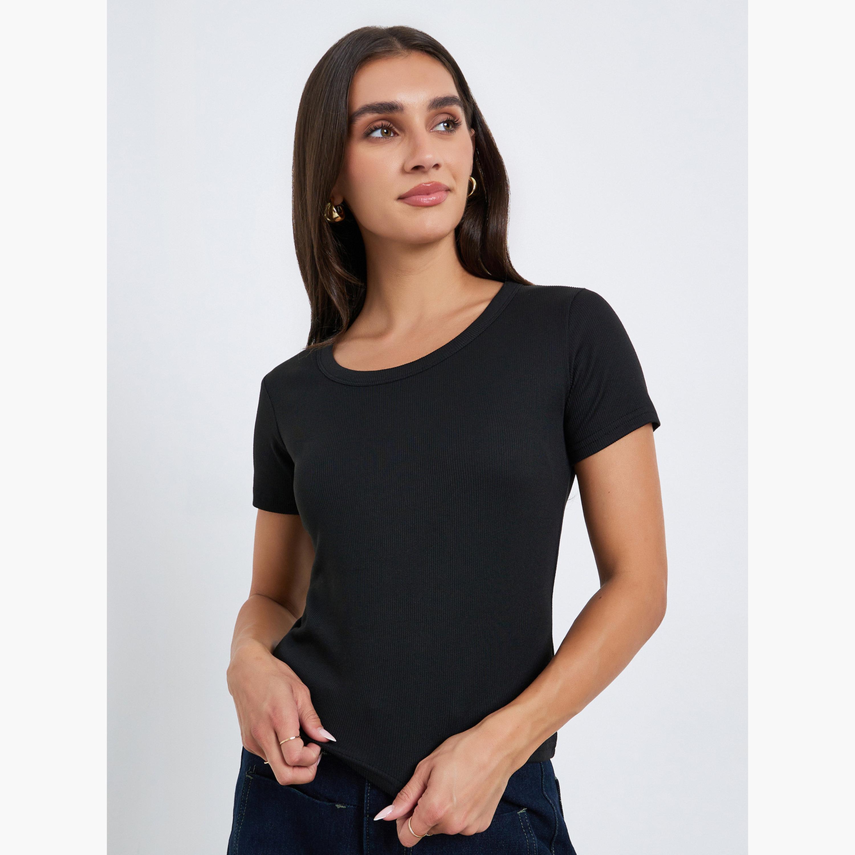 بلوزة محبوكة مضلعة بأكمام قصيرة-women-clothing-tshirts-image-1