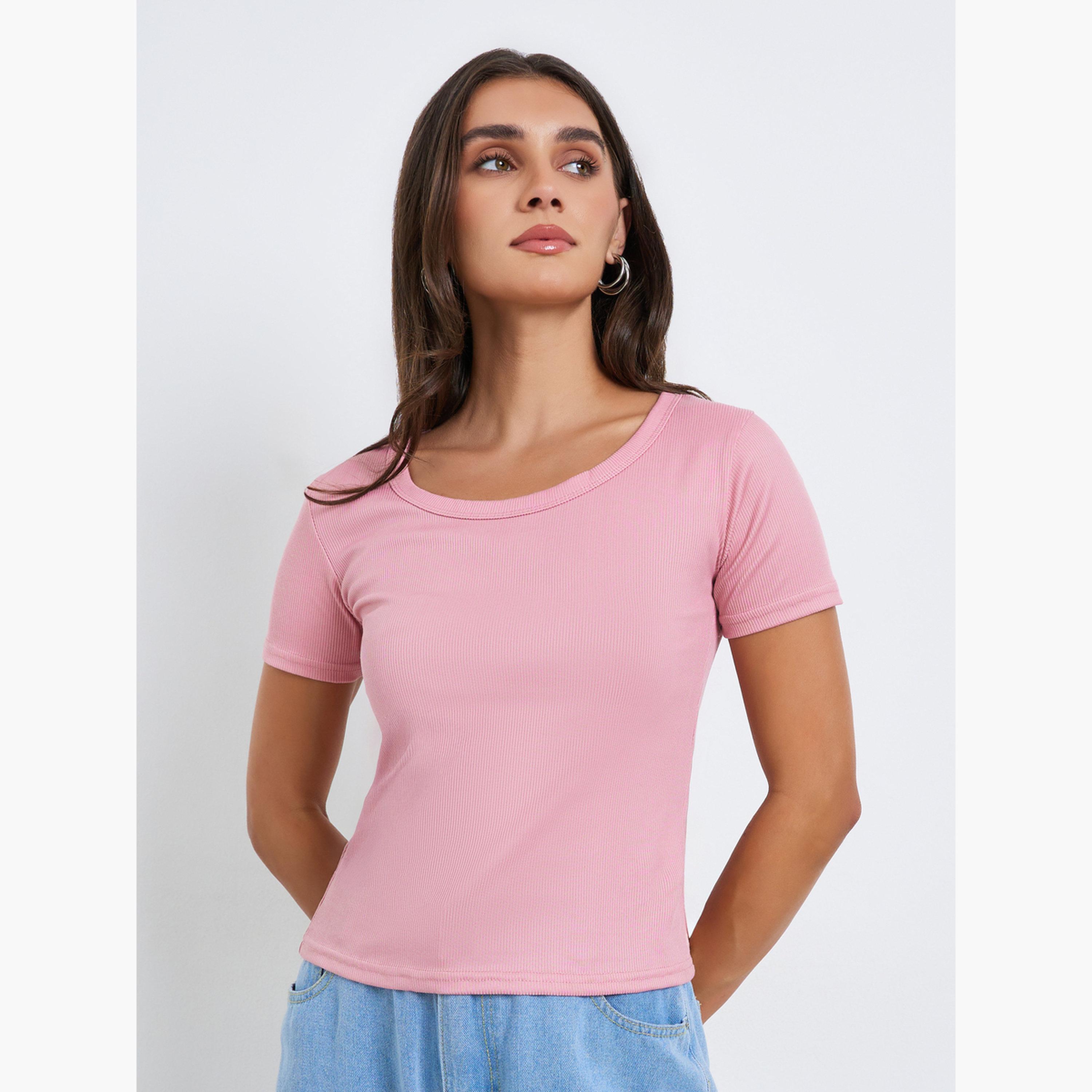 بلوزة محبوكة مضلعة بأكمام قصيرة-women-clothing-tshirts-image-1