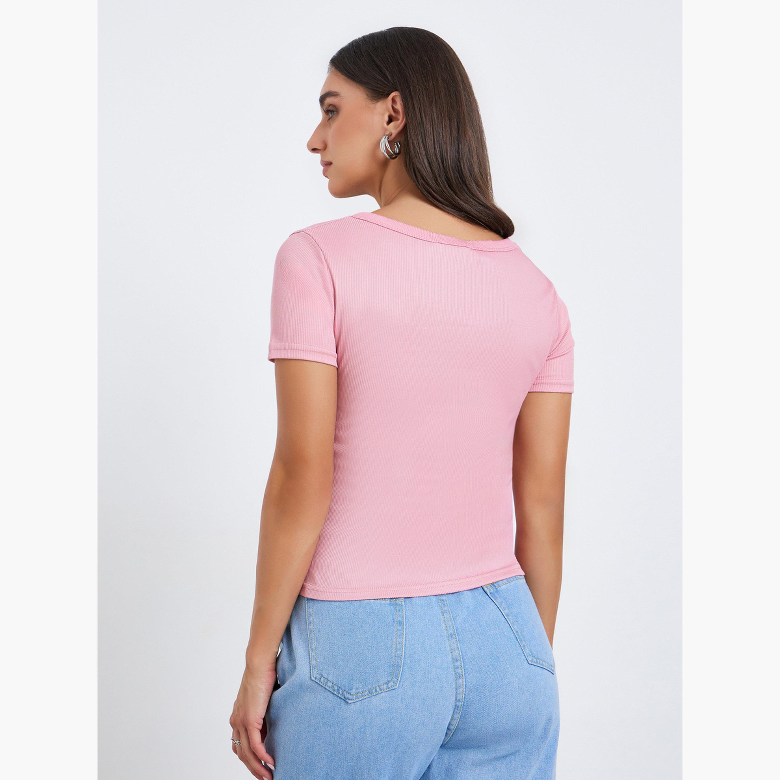 بلوزة محبوكة مضلعة بأكمام قصيرة-women-clothing-tshirts-image-5