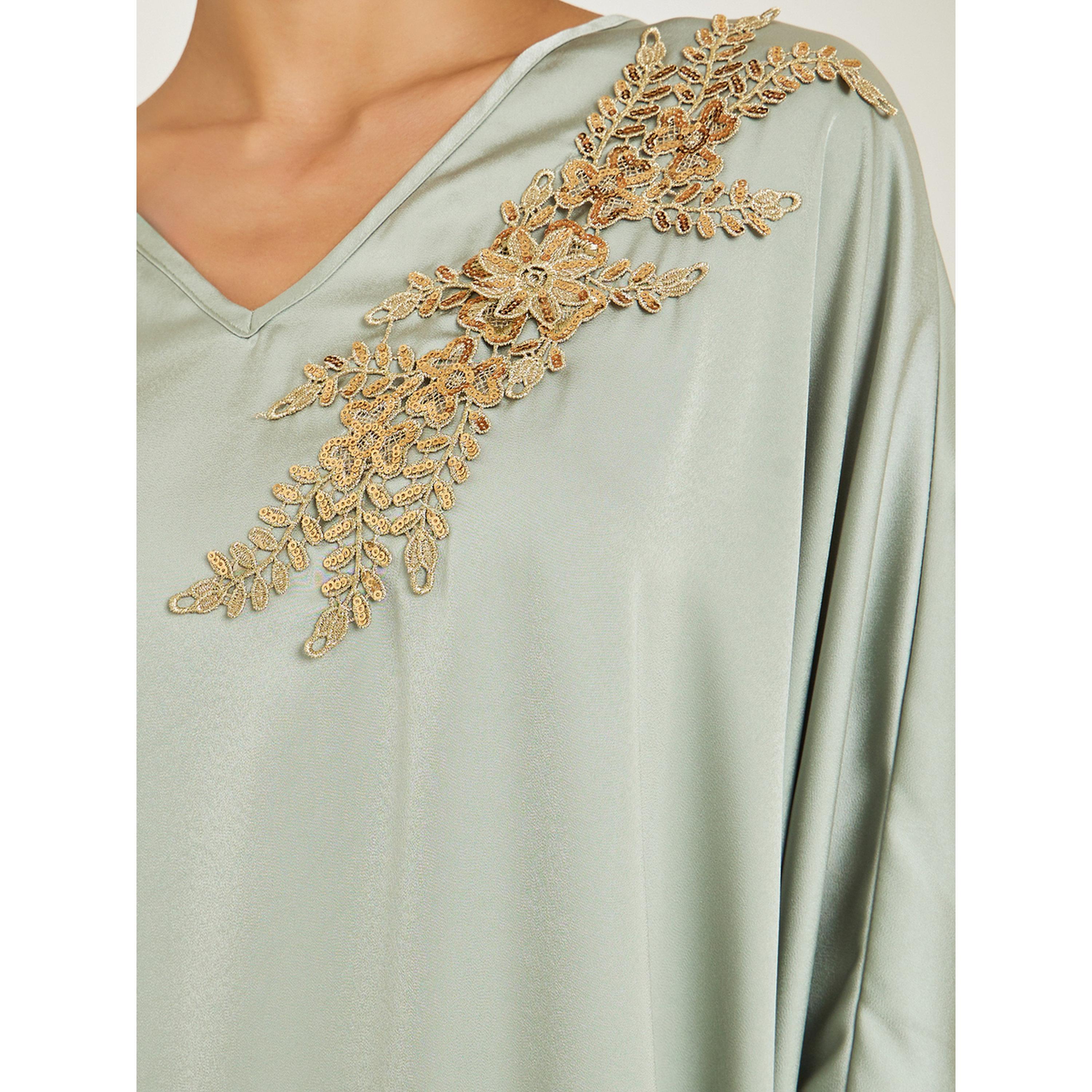 قفطان ساتان مزين لون أخضر-women-arabicclothing-kaftan-image-4