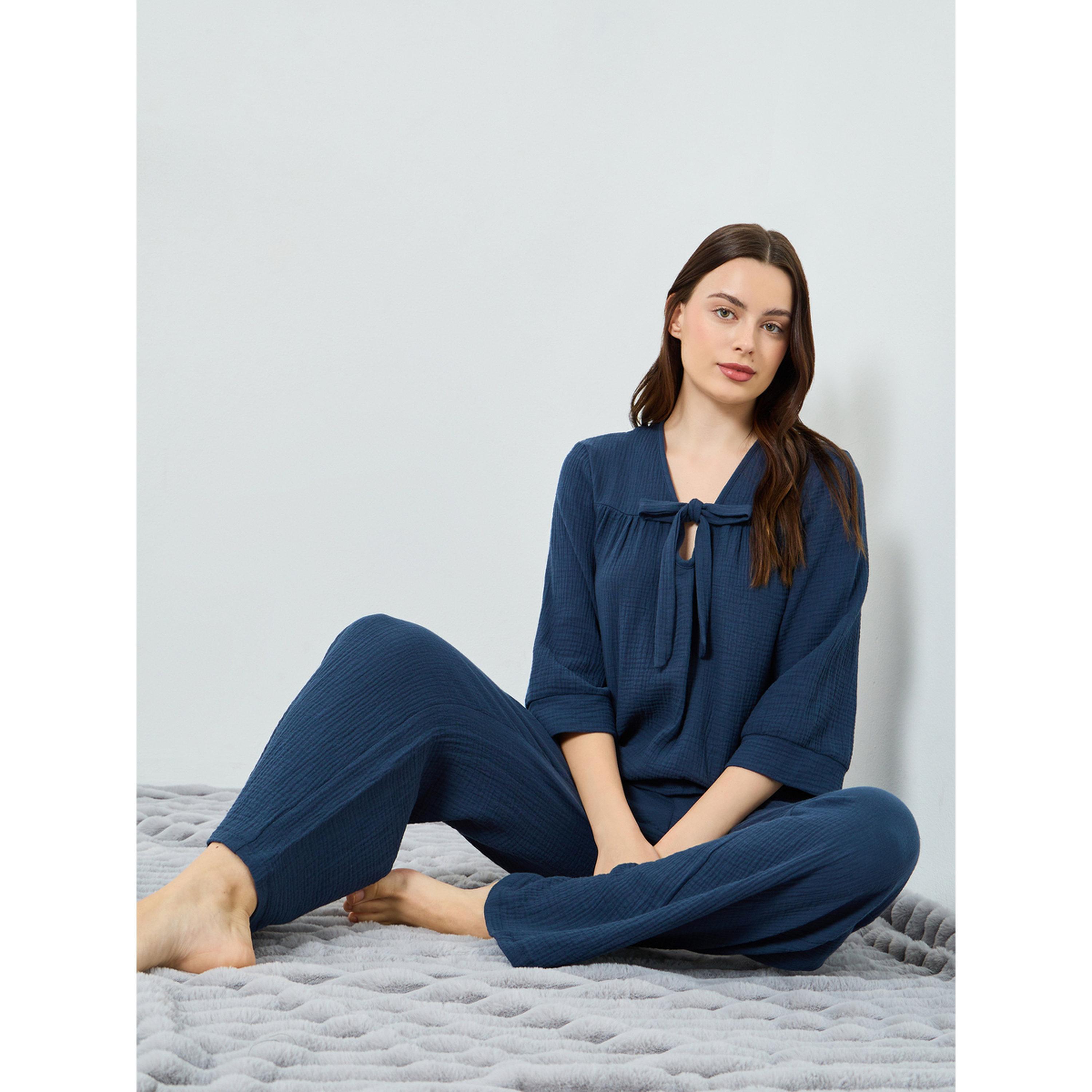 طقم بيجاما من بنطال وبلوزة بربطة أمامية-women-clothing-nightwear-pyjamas-longsets-image-2