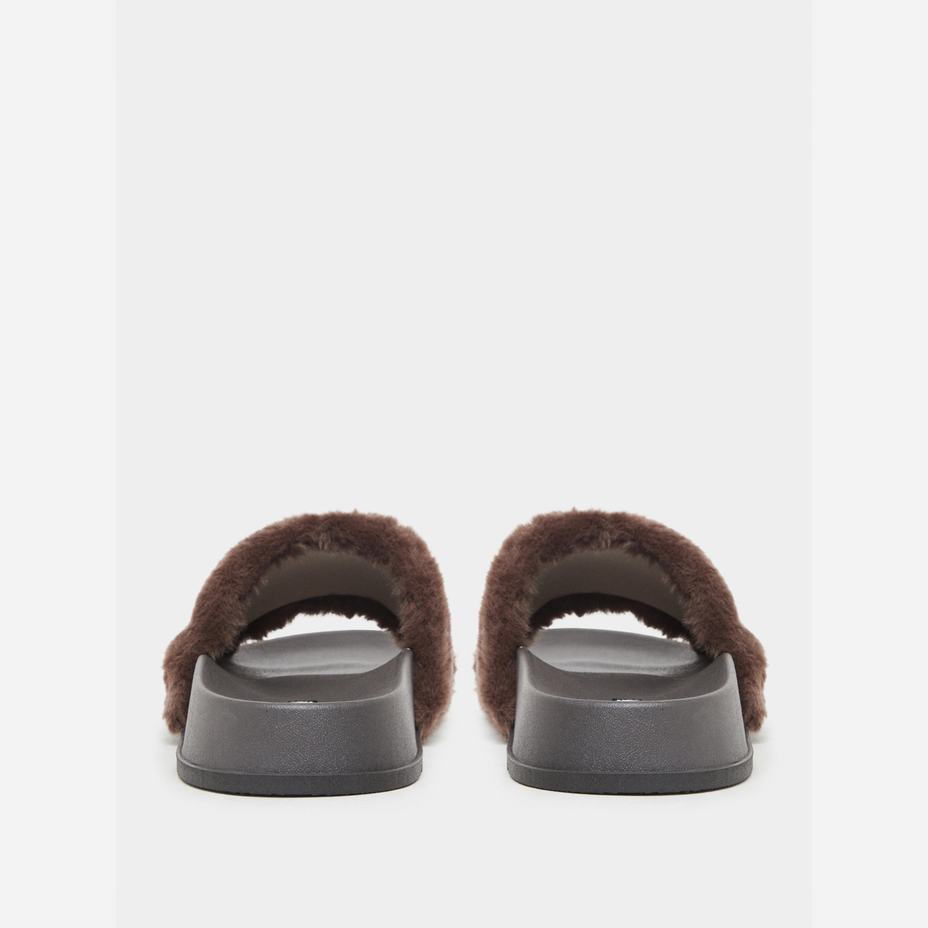 ستايلي - شبشب للنساء فرو لون بني-women-shoes-bedroomslippers-image-6
