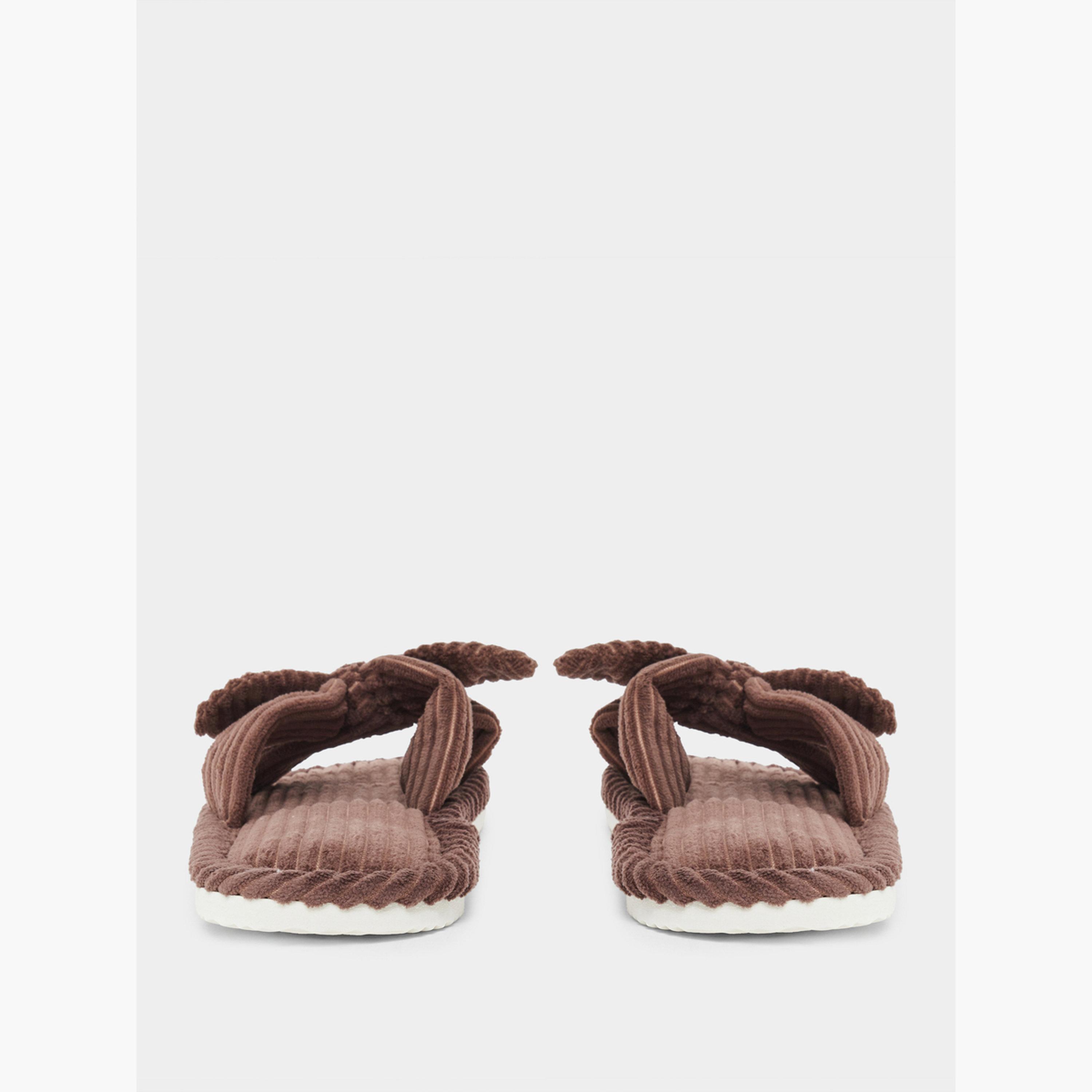 شبشب كوردروي بتفاصيل فيونكة-women-shoes-bedroomslippers-image-6