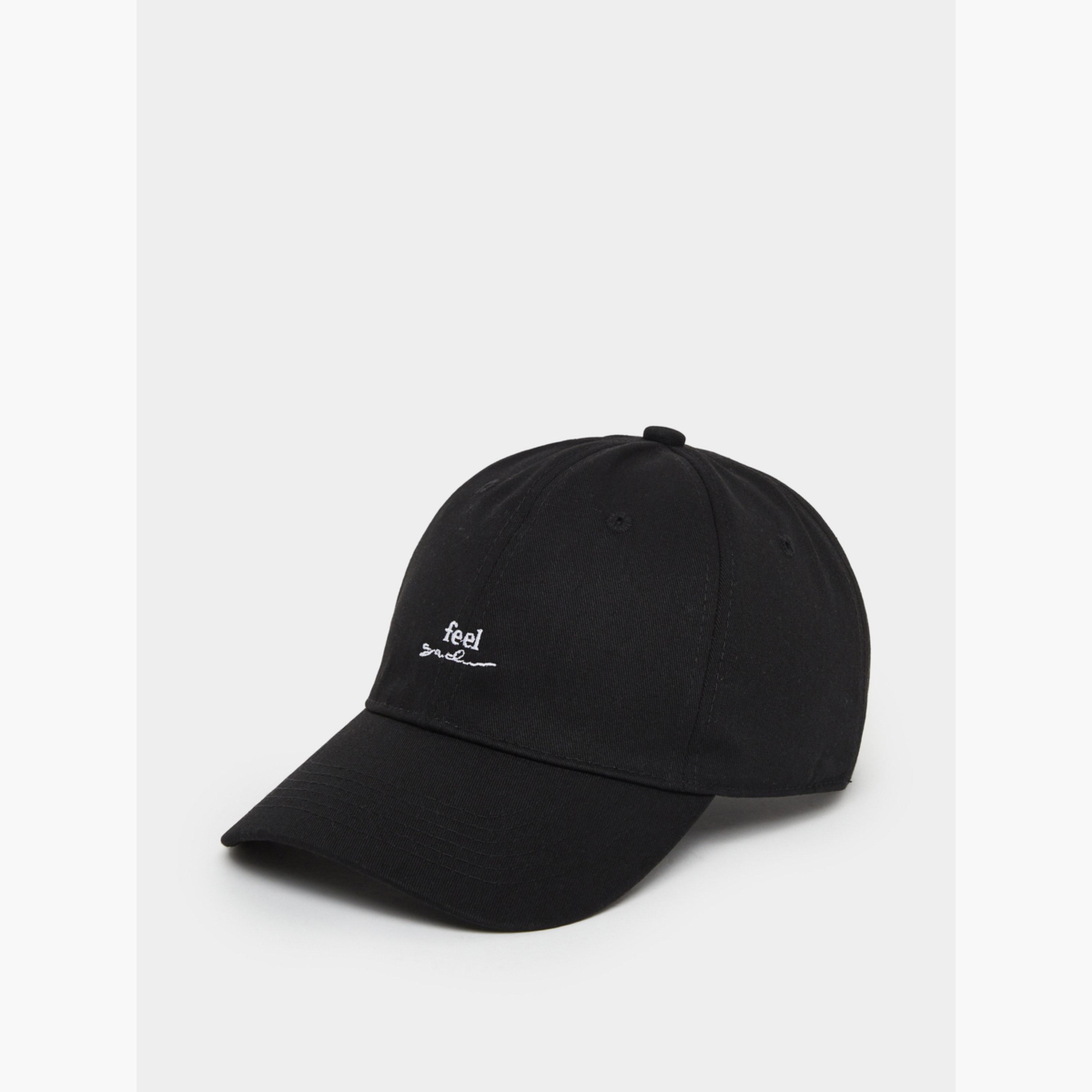 كاب بيسبول بتفاصيل مُطرّزة-men-caps-image-1