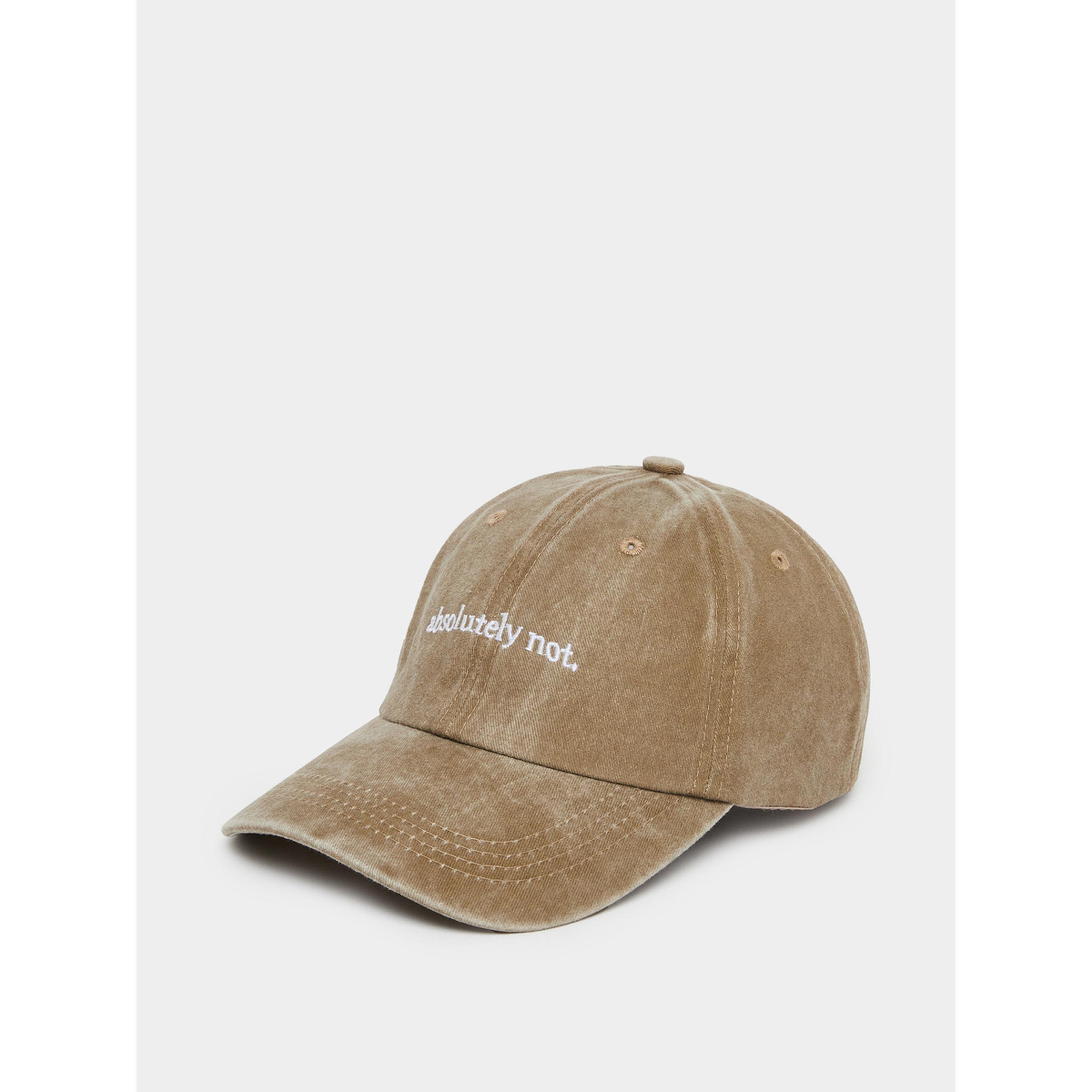 كاب بيسبول بتفاصيل مُطرّزة-men-caps-image-1