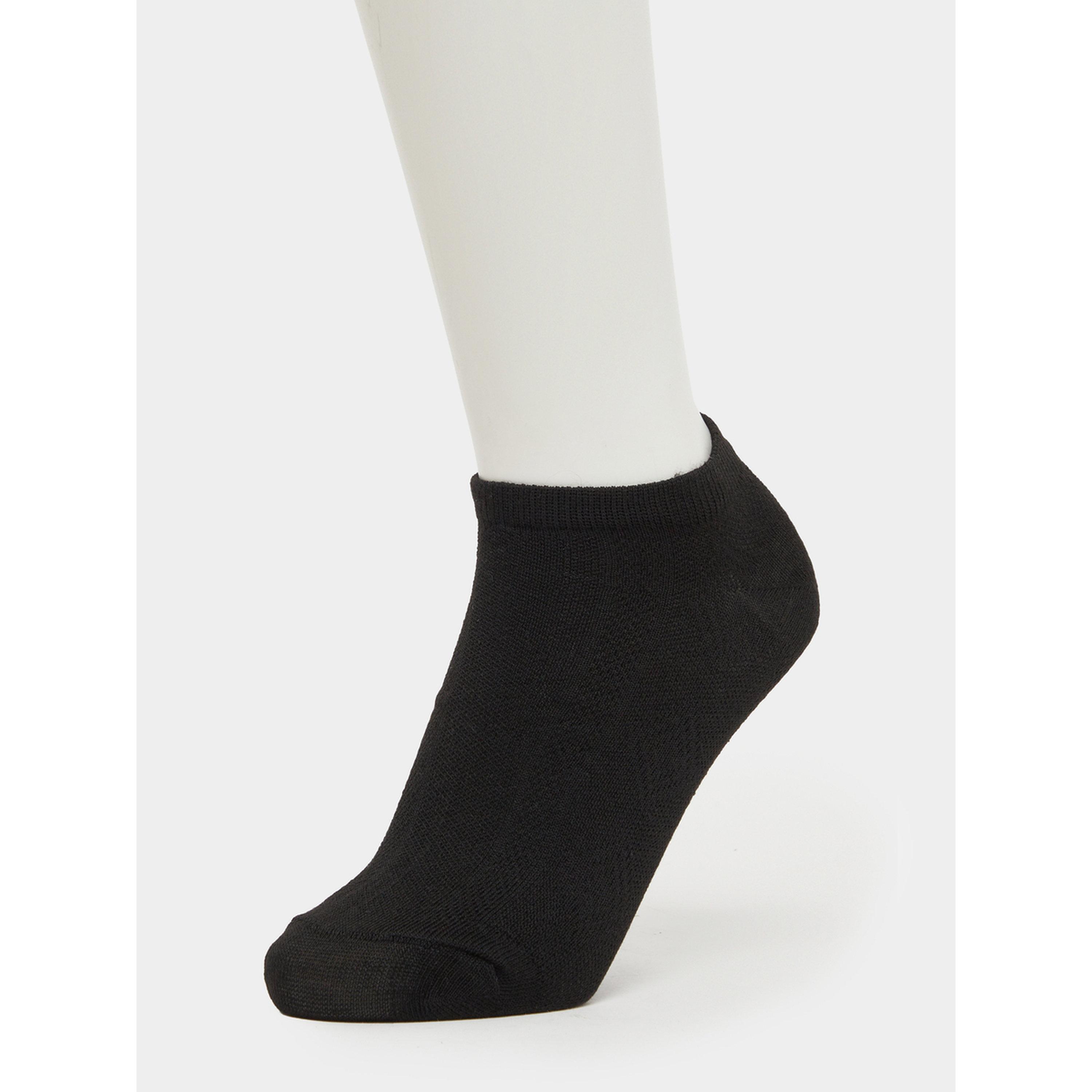 طقم من جوارب ناعمة بتفاصيل مفرغة 5 قطع-women-socksandstockings-image-5