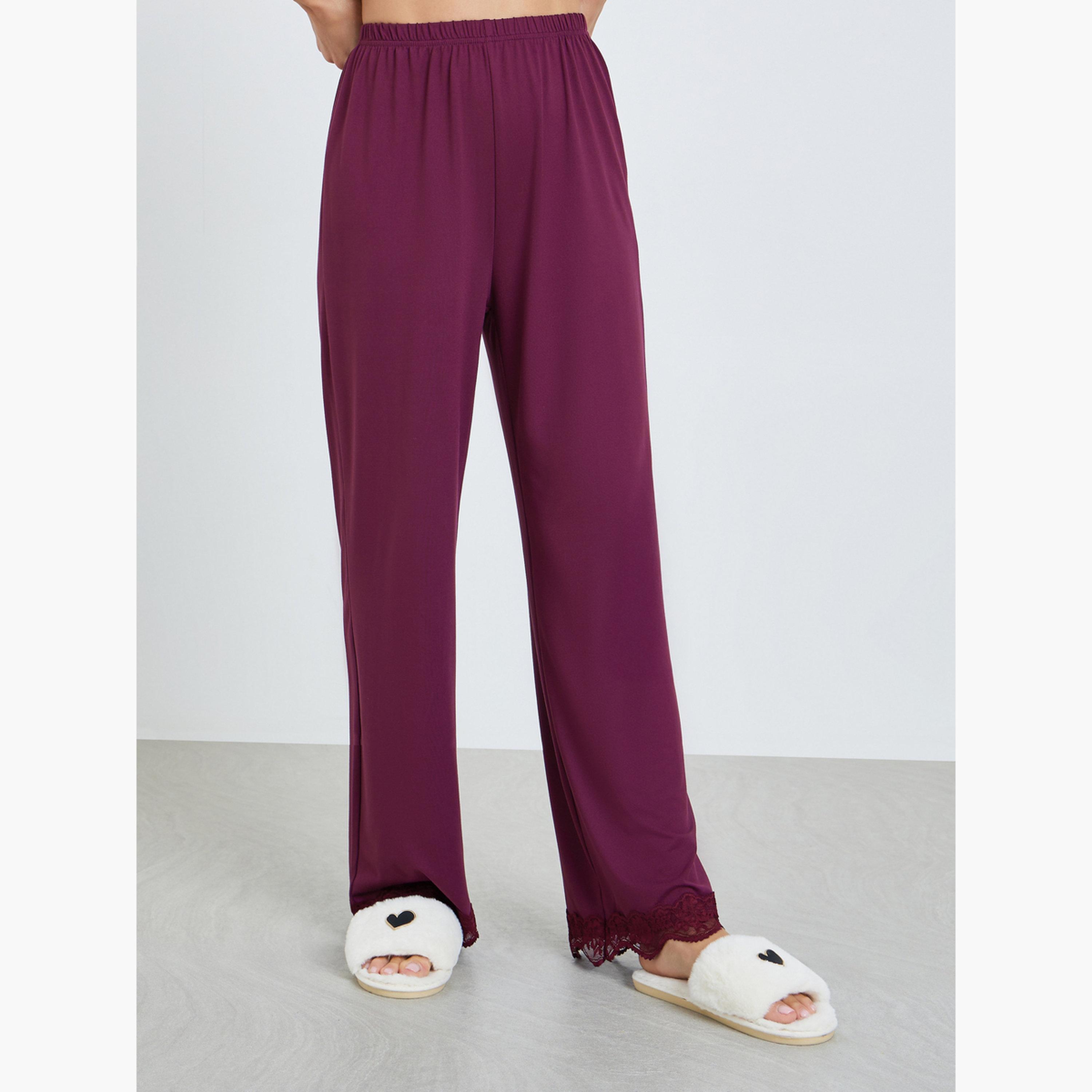طقم بيجاما من بنطال وبلوزة بتفاصيل دانتيل-women-clothing-nightwear-pyjamas-longsets-image-4