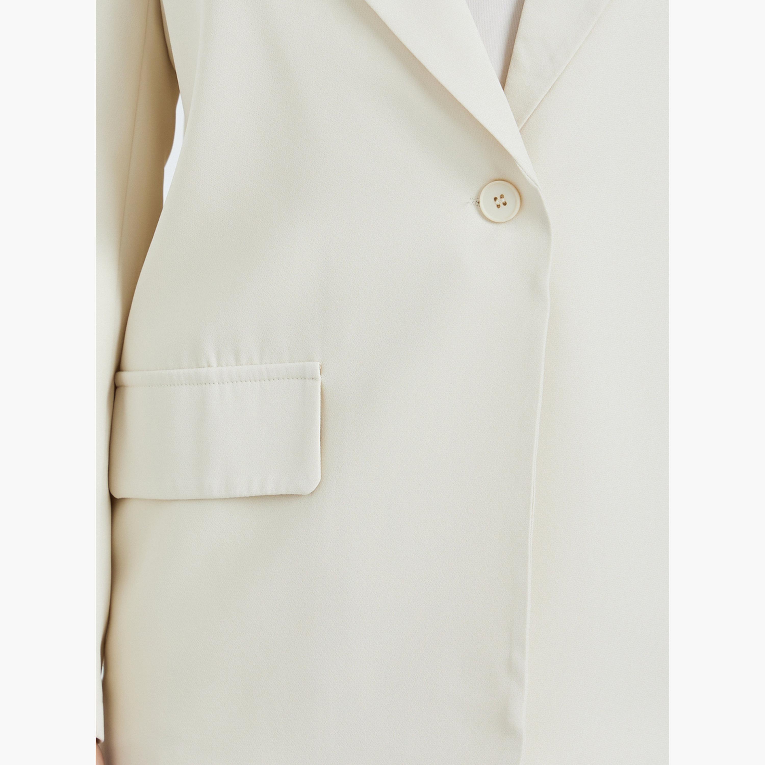 بليزر كريمي واسع بياقة مدببة-women-clothing-coatsandjackets-blazers-image-3