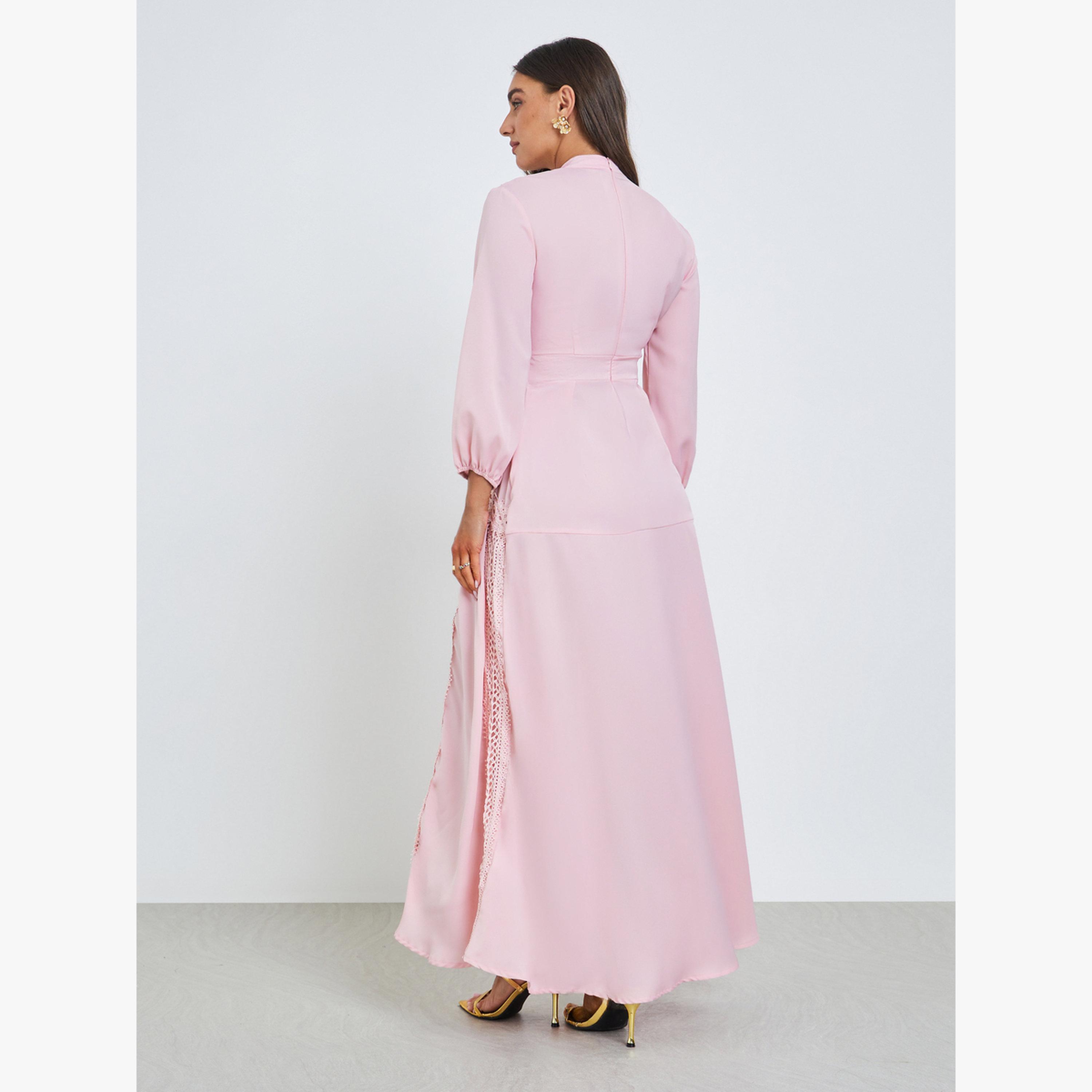 فستان طويل بياقة عالية وتفاصيل دانتيل-women-clothing-dresses-image-4