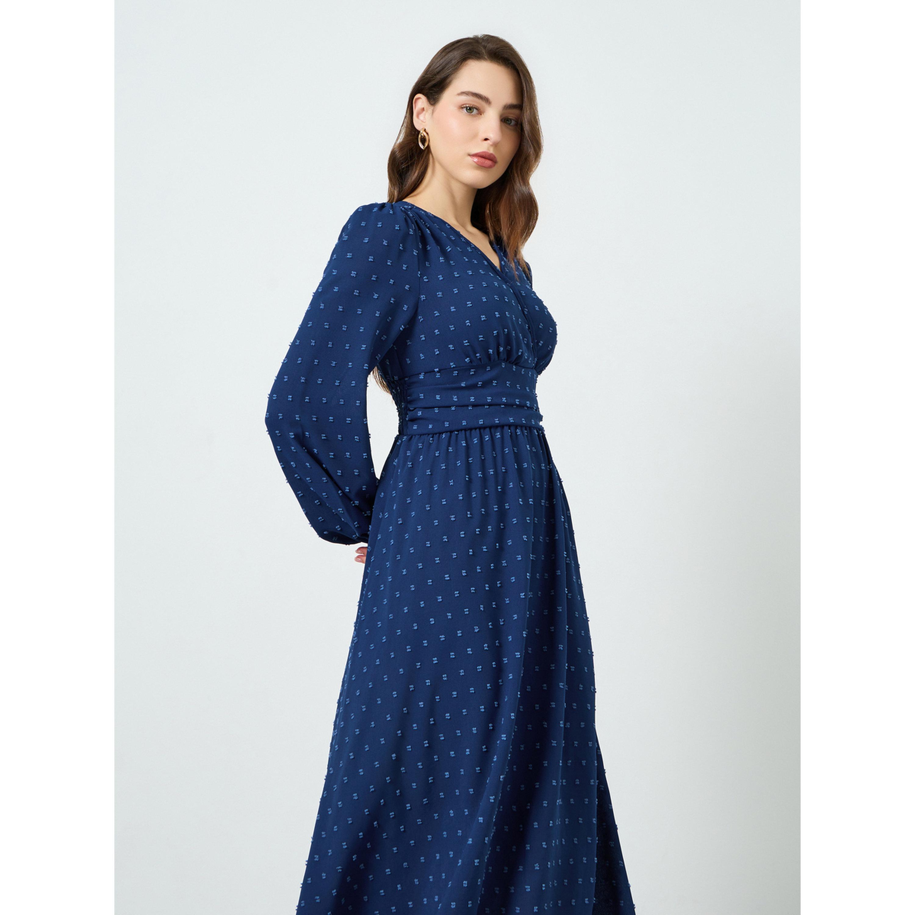 فستان ميدي بتفاصيل بارزة الملمس وأكمام بالون-women-clothing-dresses-image-2