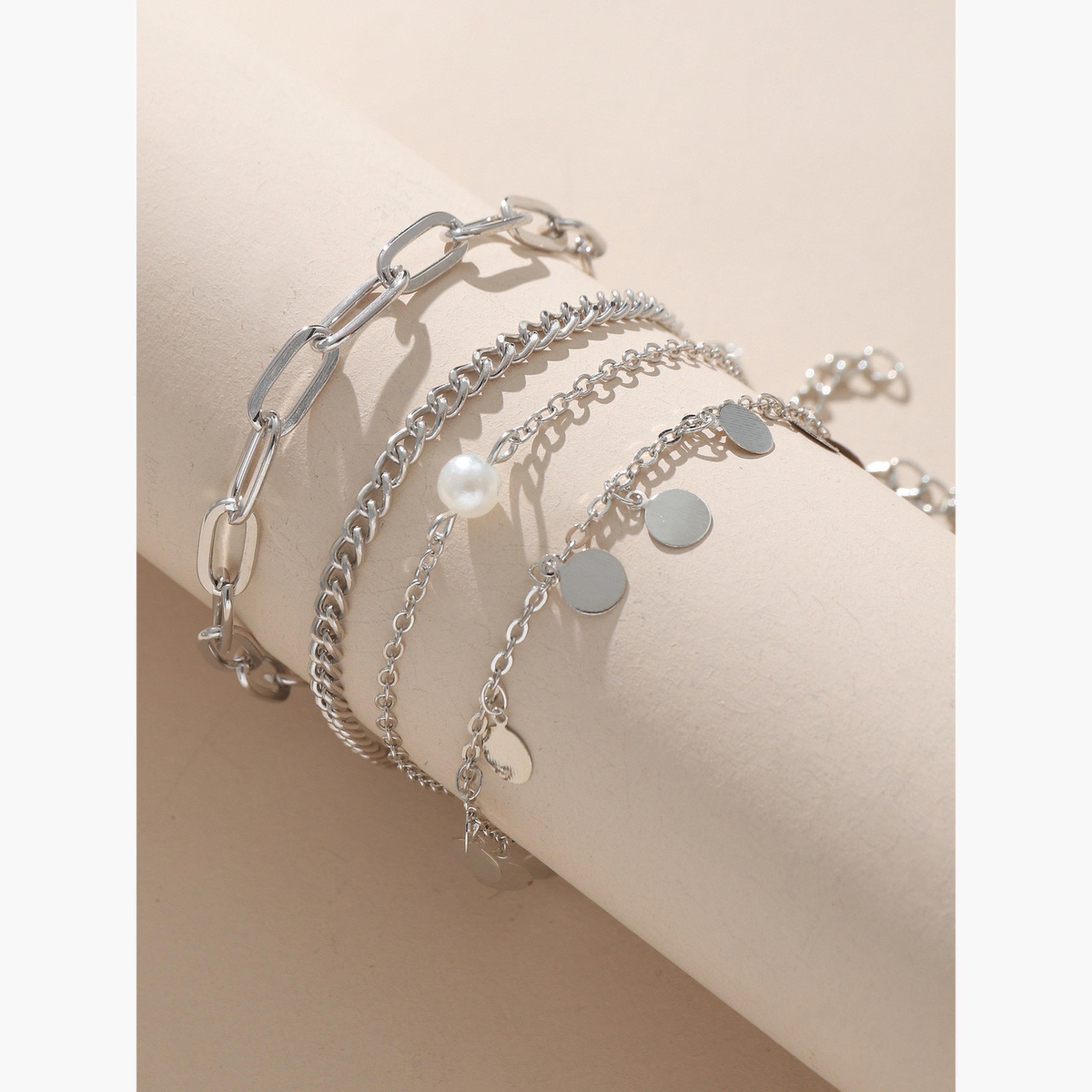 مجموعة من 4 أساور يد متدلية دائرية-women-watchesandjewellery-jewellery-banglesandbracelets-image-3