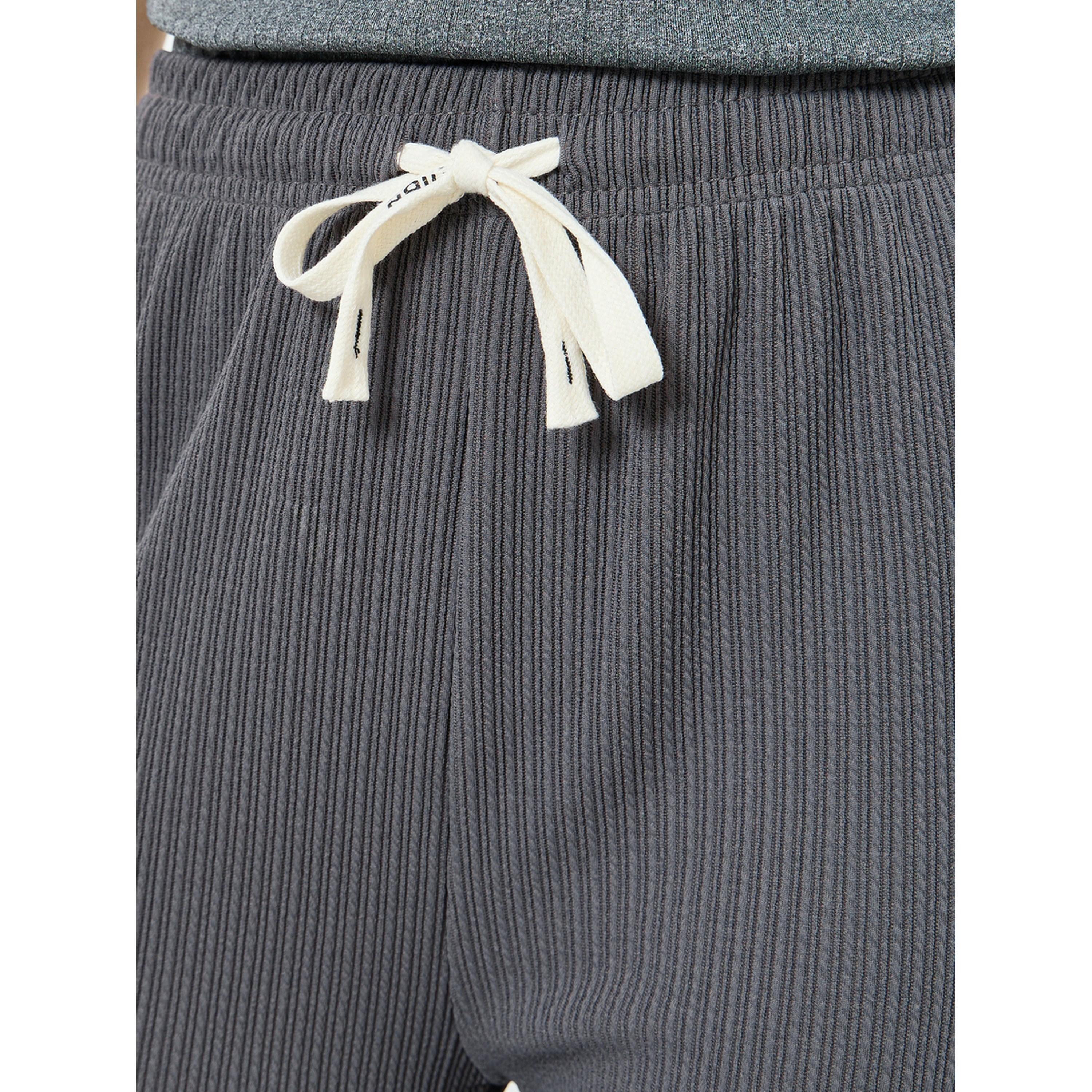 بنطال جوغر محبوك بأرجل واسعة رمادي-women-clothing-bottoms-joggers-image-3