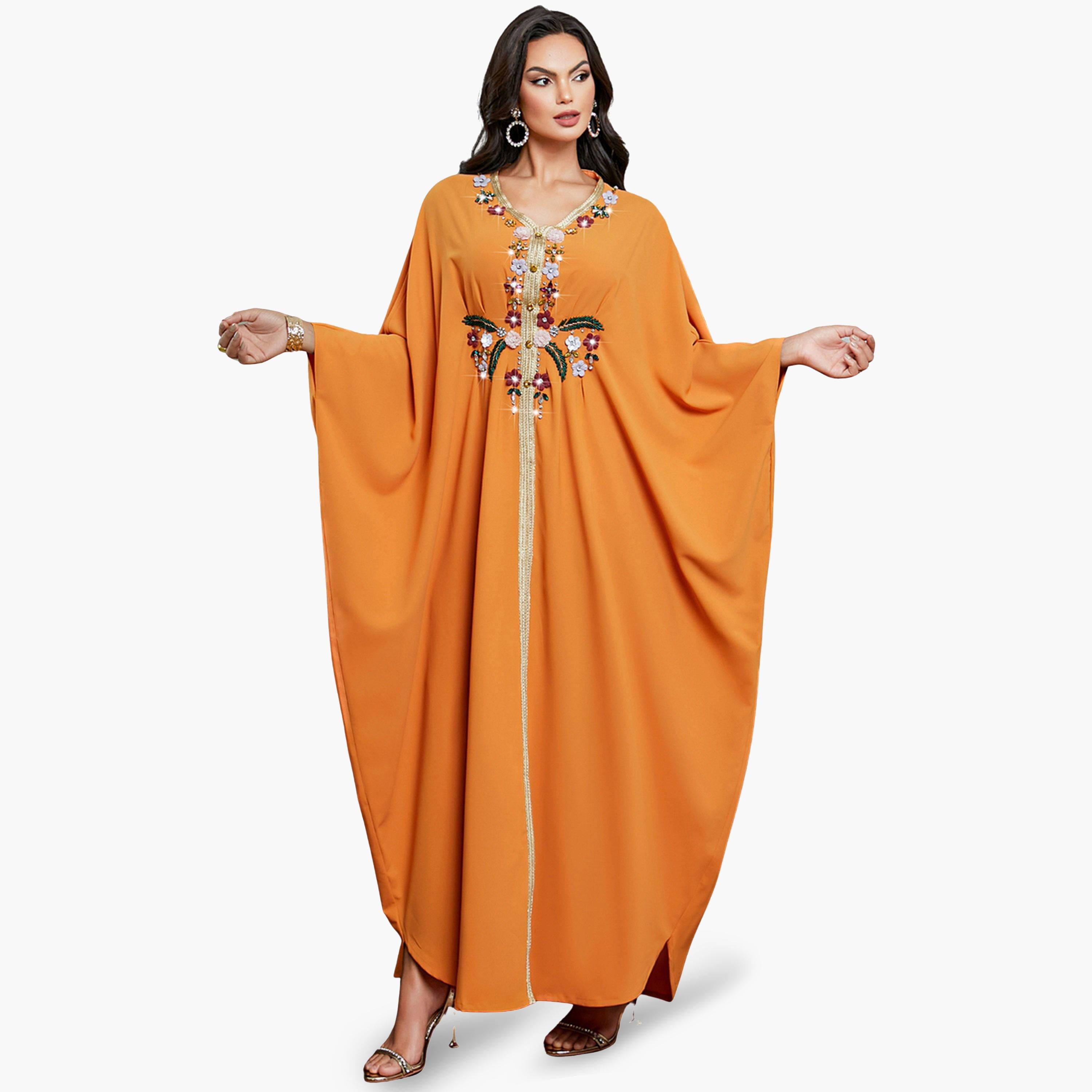 جلابية مطرزة ومزينة بالفصوص-women-arabicclothing-jalabiyas-image-1