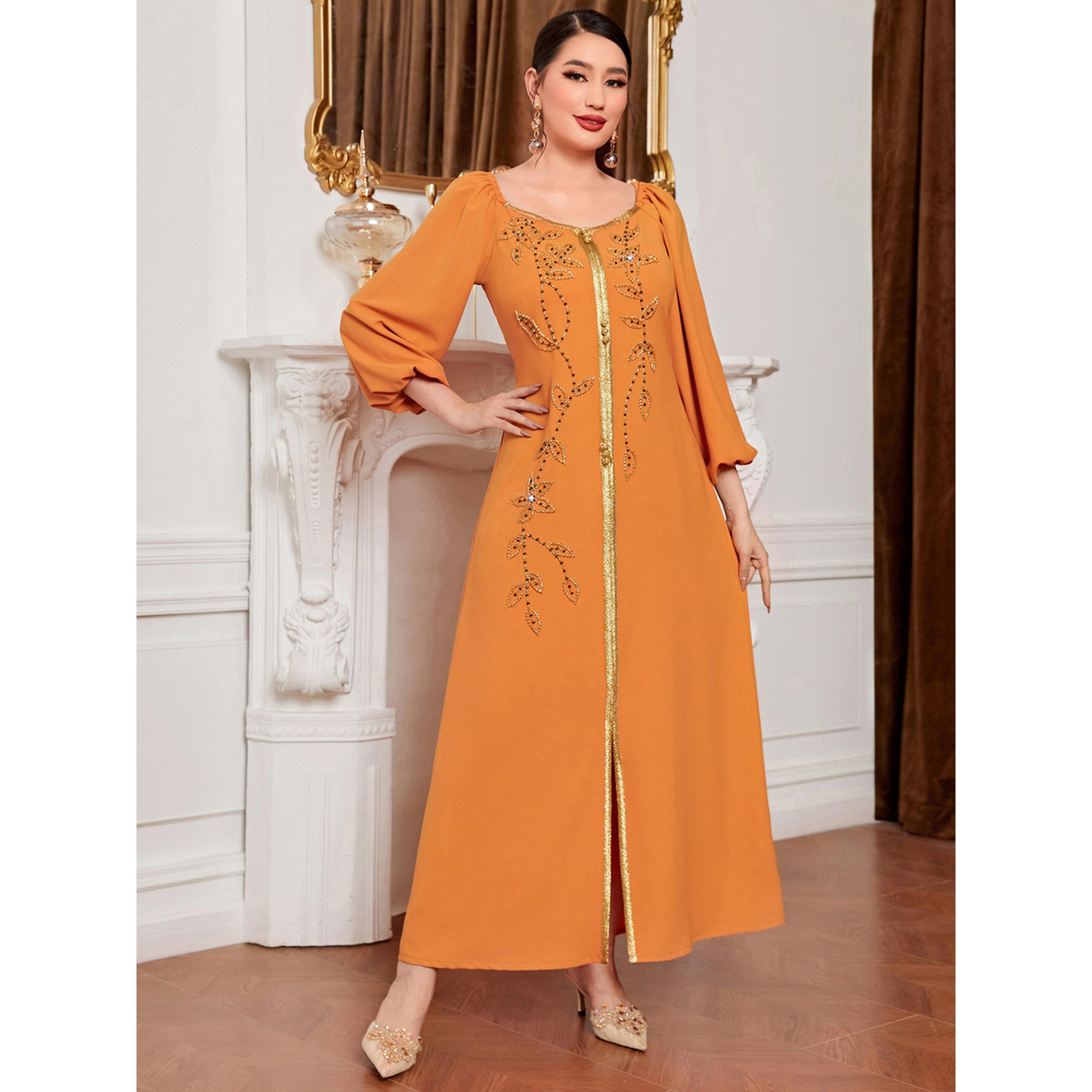 جلابية مزينة بالفصوص وحواف ذهبية-women-arabicclothing-jalabiyas-image-3