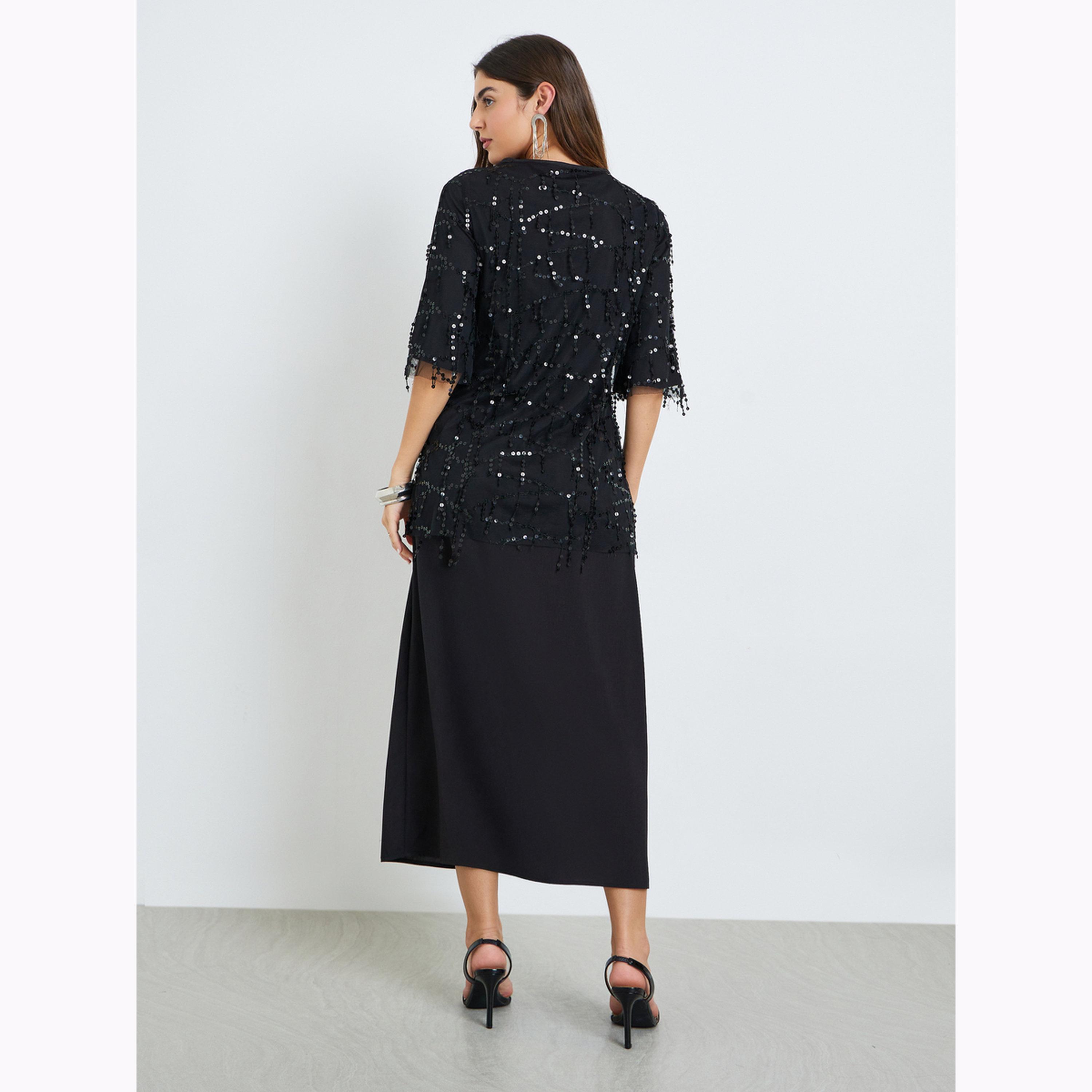 فستان طويل بحافة واسعة وتفاصيل ترتر-women-clothing-dresses-image-4