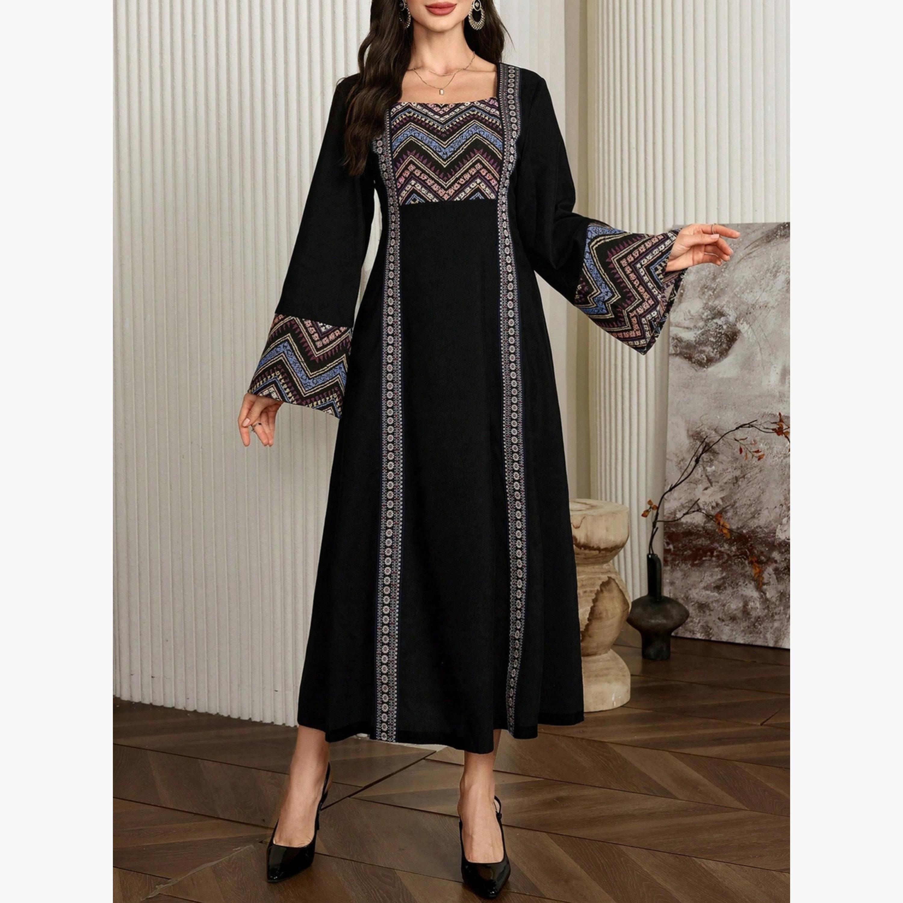 جلابية بياقة مربعة وطبعة جرافيك-women-arabicclothing-jalabiyas-image-3