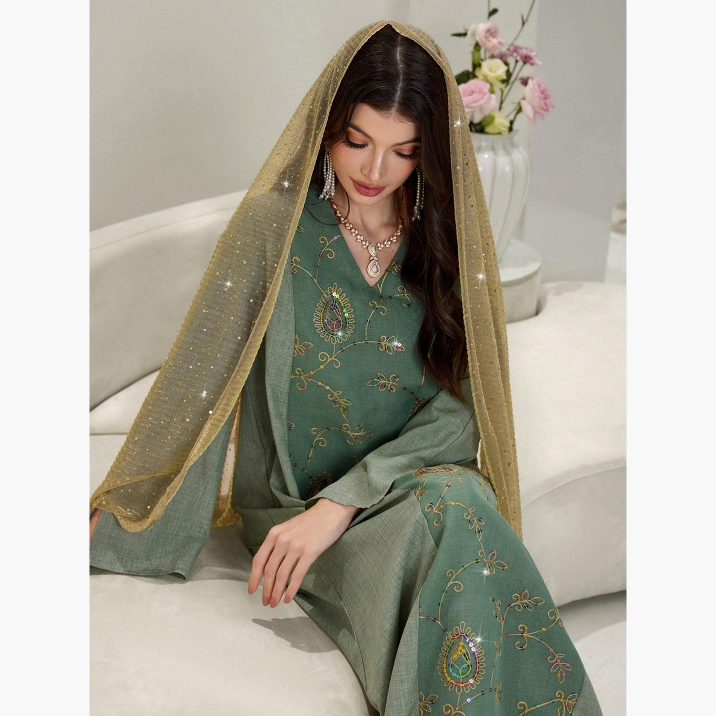 V جلابية منمقة بياقة-women-arabicclothing-jalabiyas-image-4