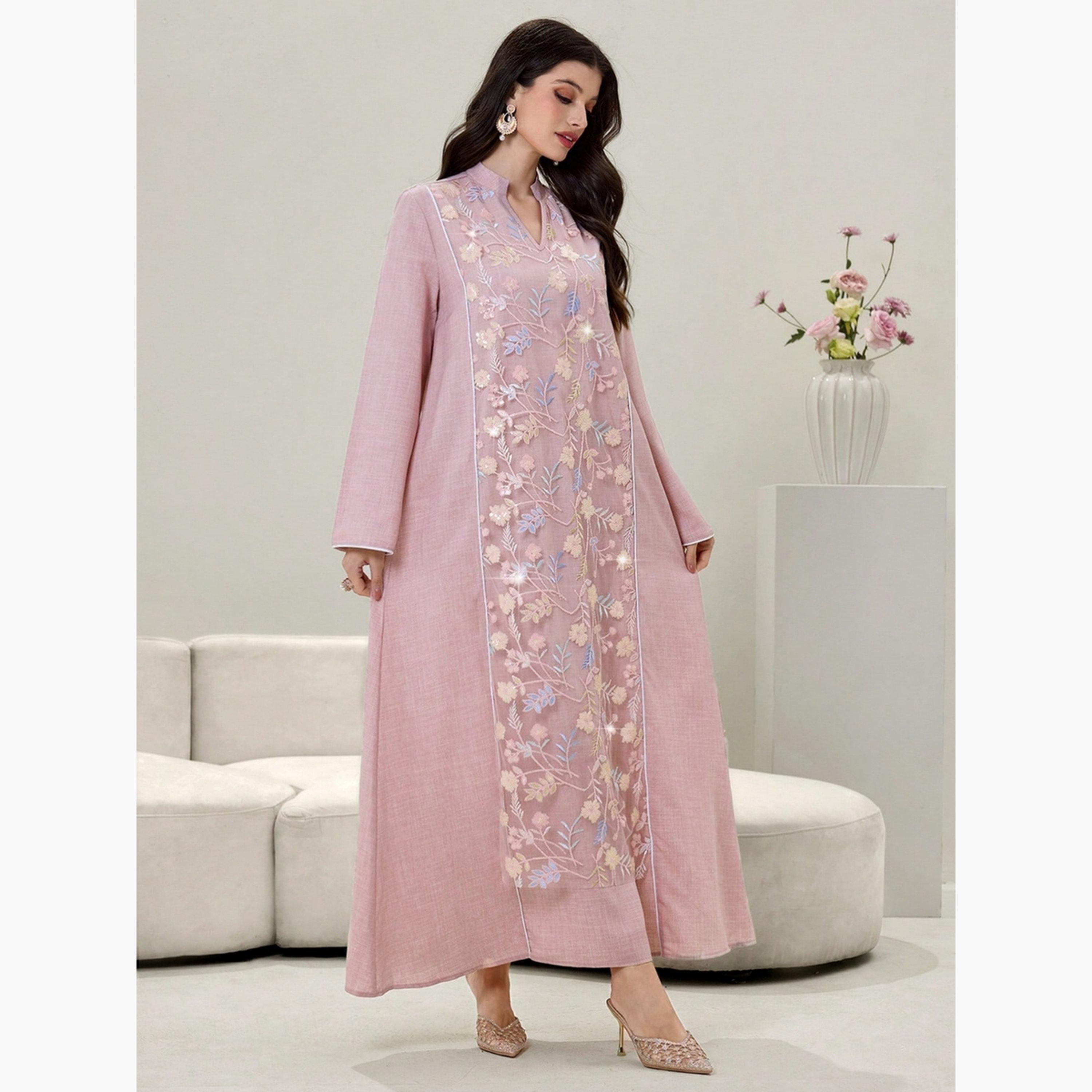 جلابية بياقة مفتوحة ورقعة زهور بترتر-women-arabicclothing-jalabiyas-image-4
