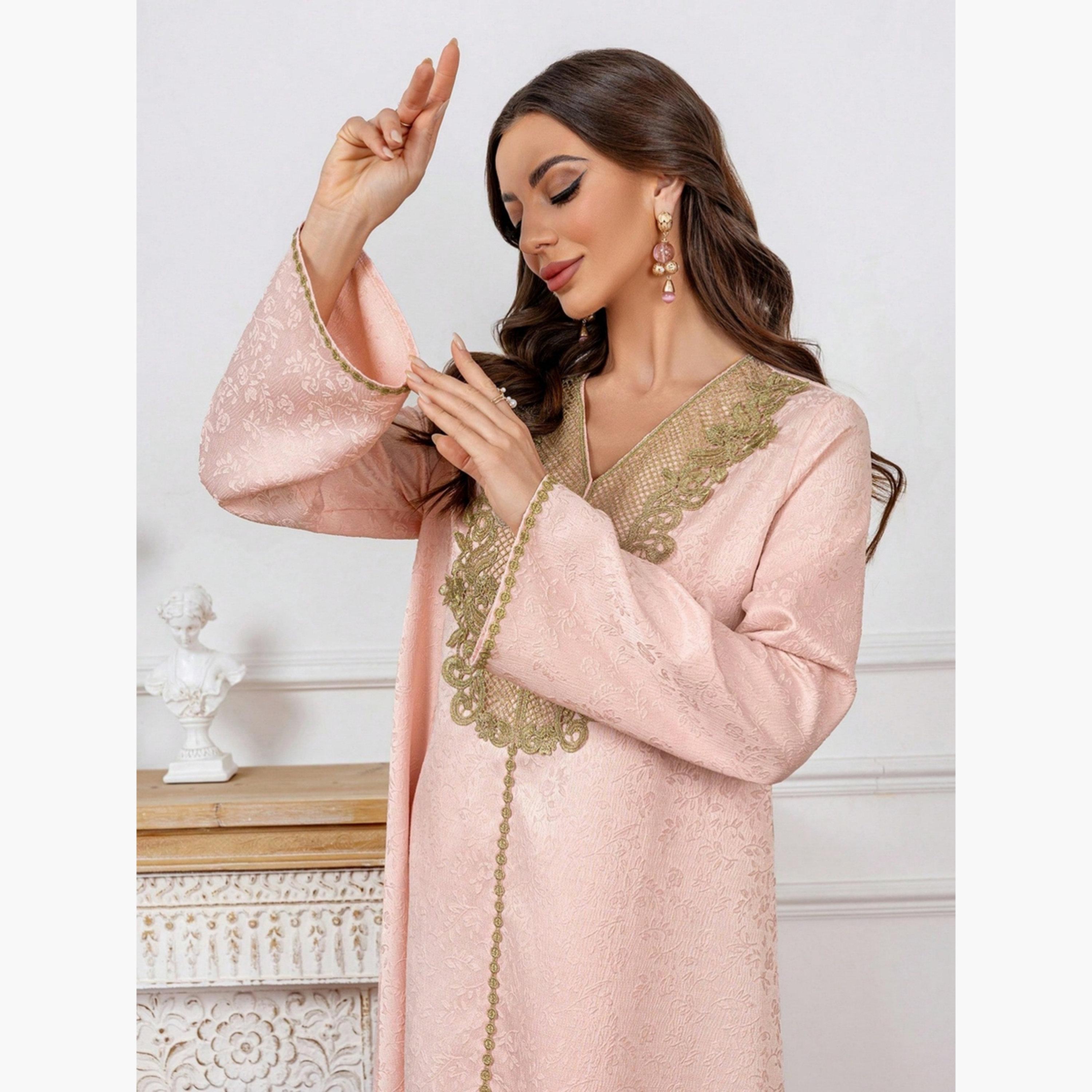جلابية جاكارة مع رقعة دانتيل-women-arabicclothing-jalabiyas-image-3