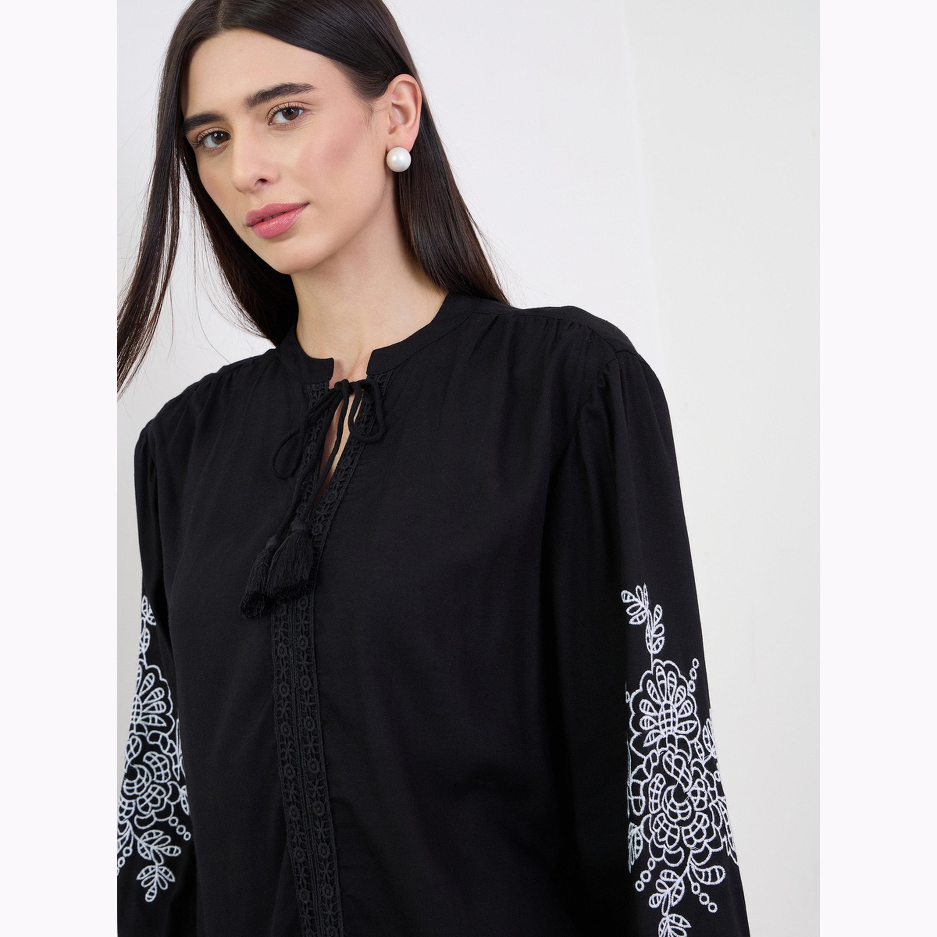 بلوزة مطرزة بأكمام منفوخة-women-clothing-shirtsandblouses-blouses-image-5