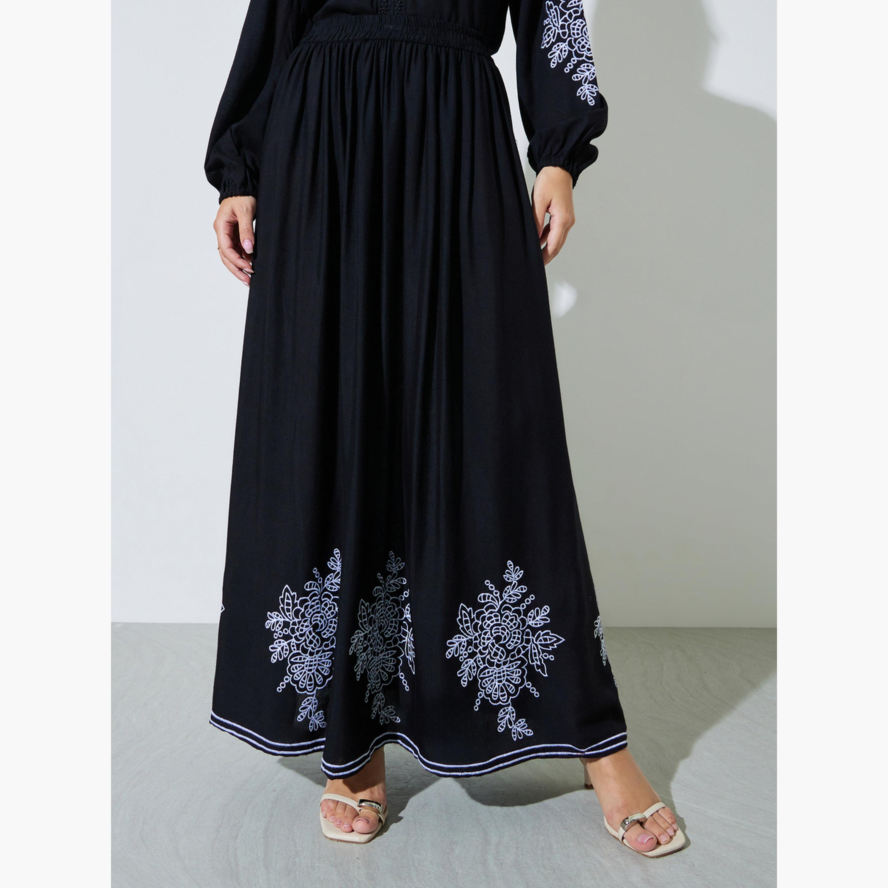 تنورة طويلة بحافة واسعة وحافة مطرزة-women-clothing-skirts-image-1