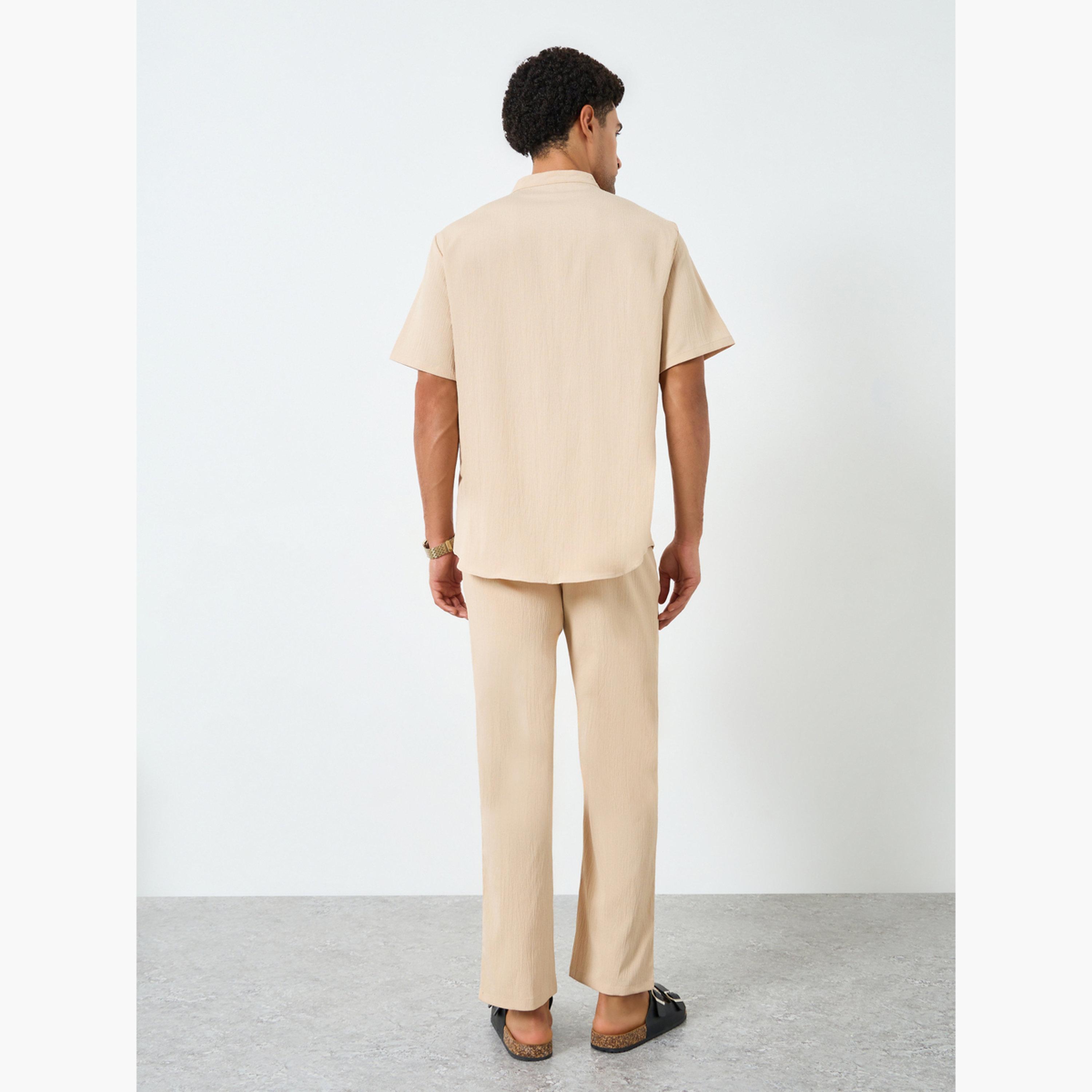 طقم قميص سادة بياقة قائمة وبنطال للرجال-men-clothing-coordsets-image-3