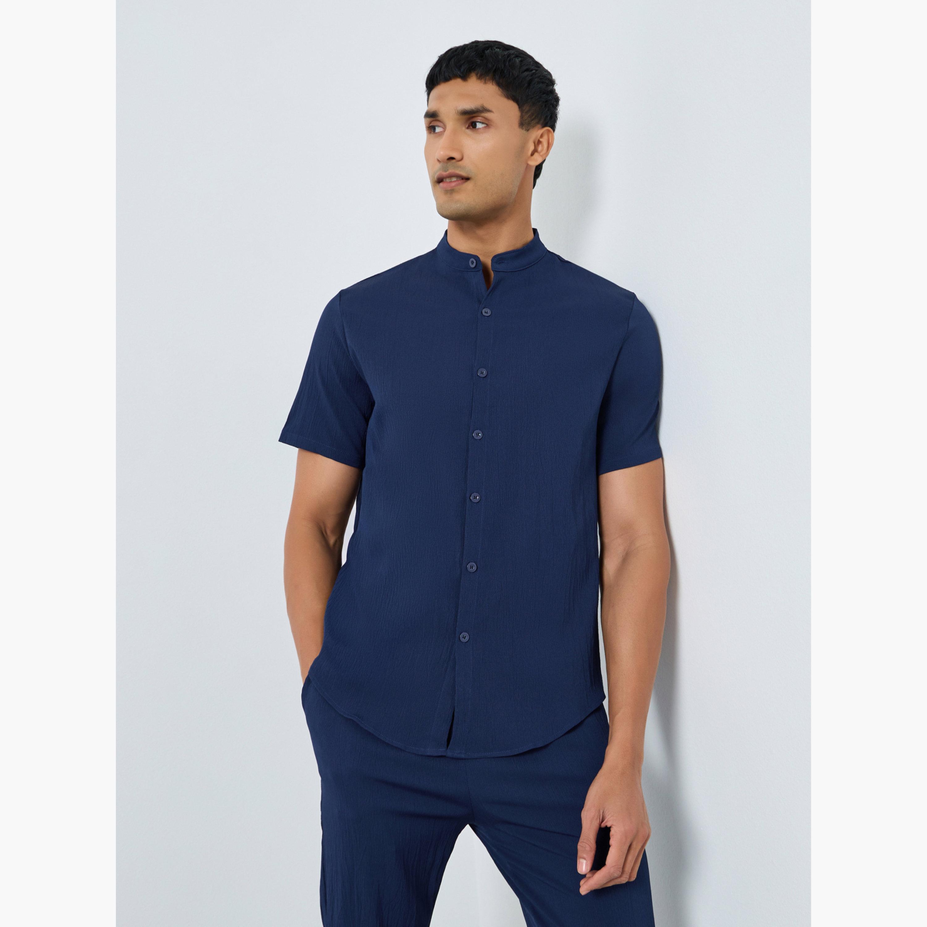 طقم قميص سادة بياقة قائمة وبنطال للرجال-men-clothing-coordsets-image-2