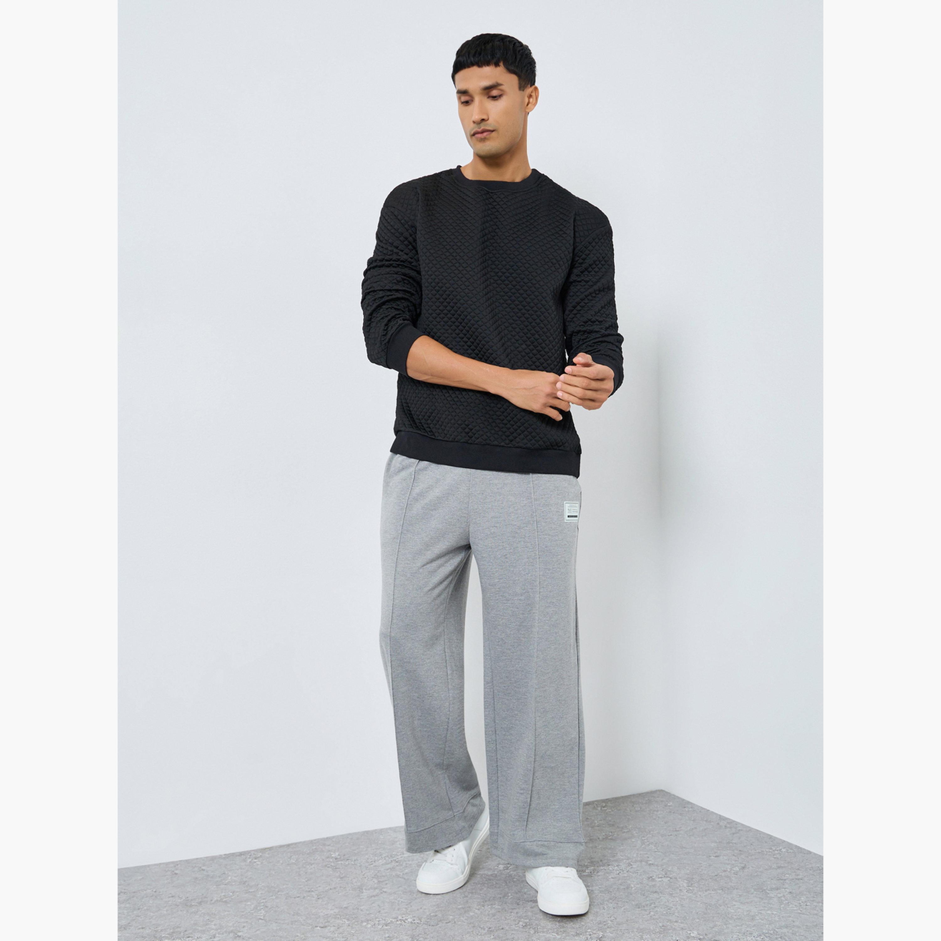 سويت شيرت بياقة دائرية ونسيج بارز-men-clothing-hoodiesandsweatshirts-image-2