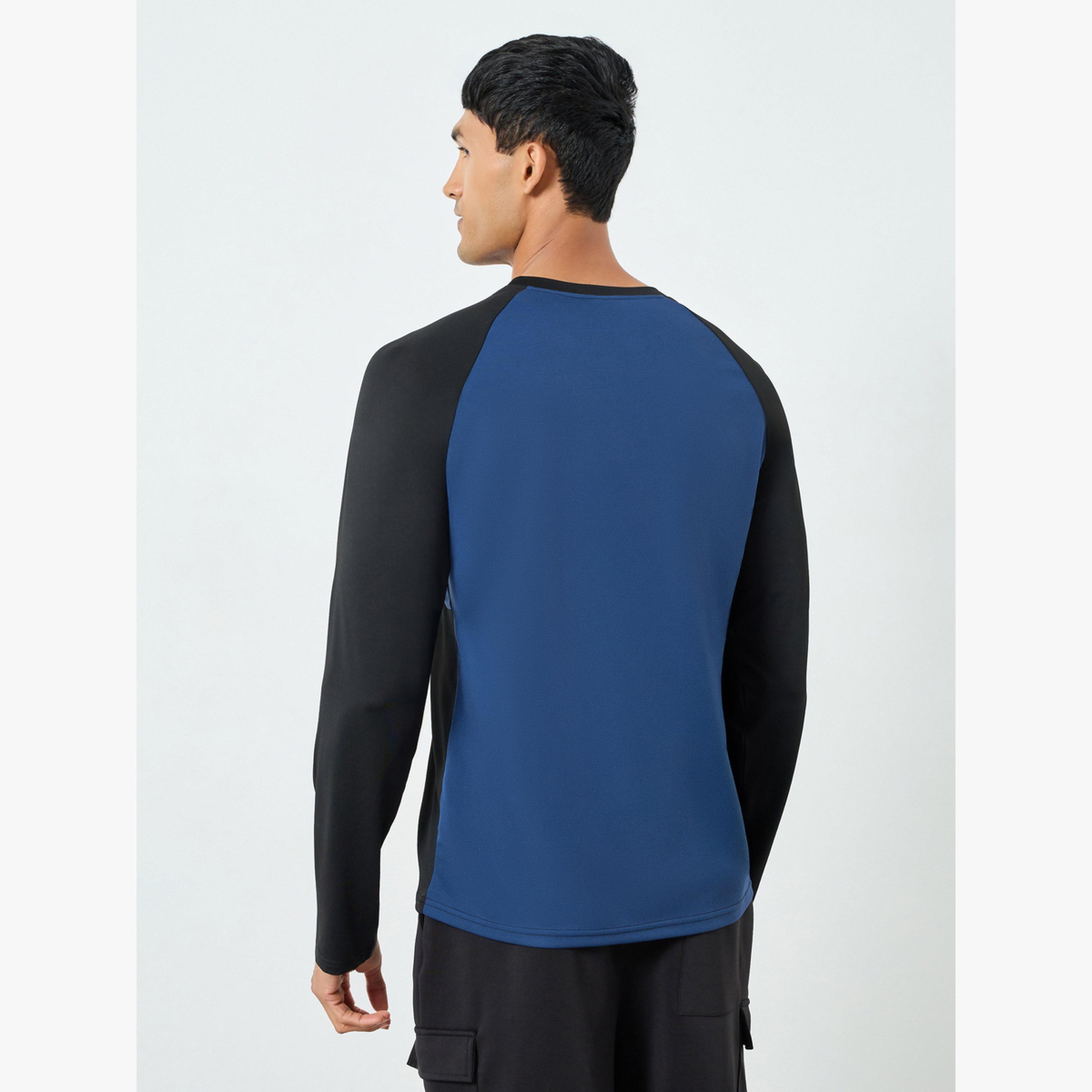 تيشيرت تدريب بلوحة متباينة-men-clothing-sportswearandactivewear-tshirtsandpolos-image-4
