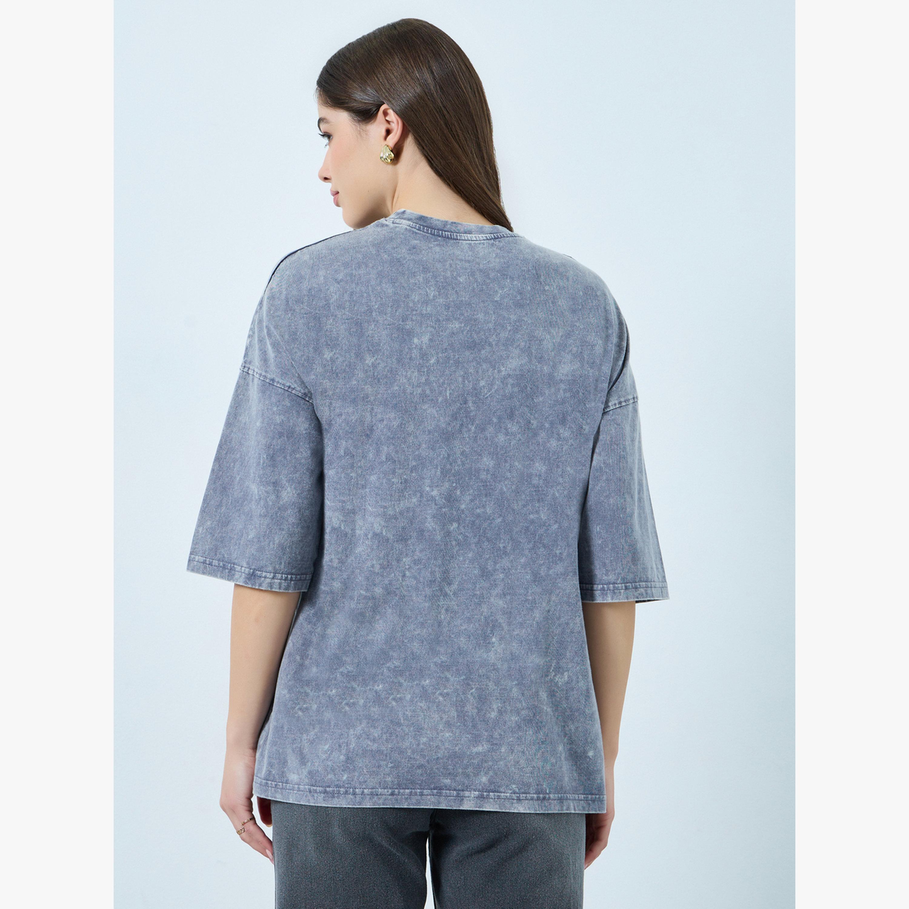 تيشيرت باهت بقصة واسعة-women-clothing-tshirts-image-4