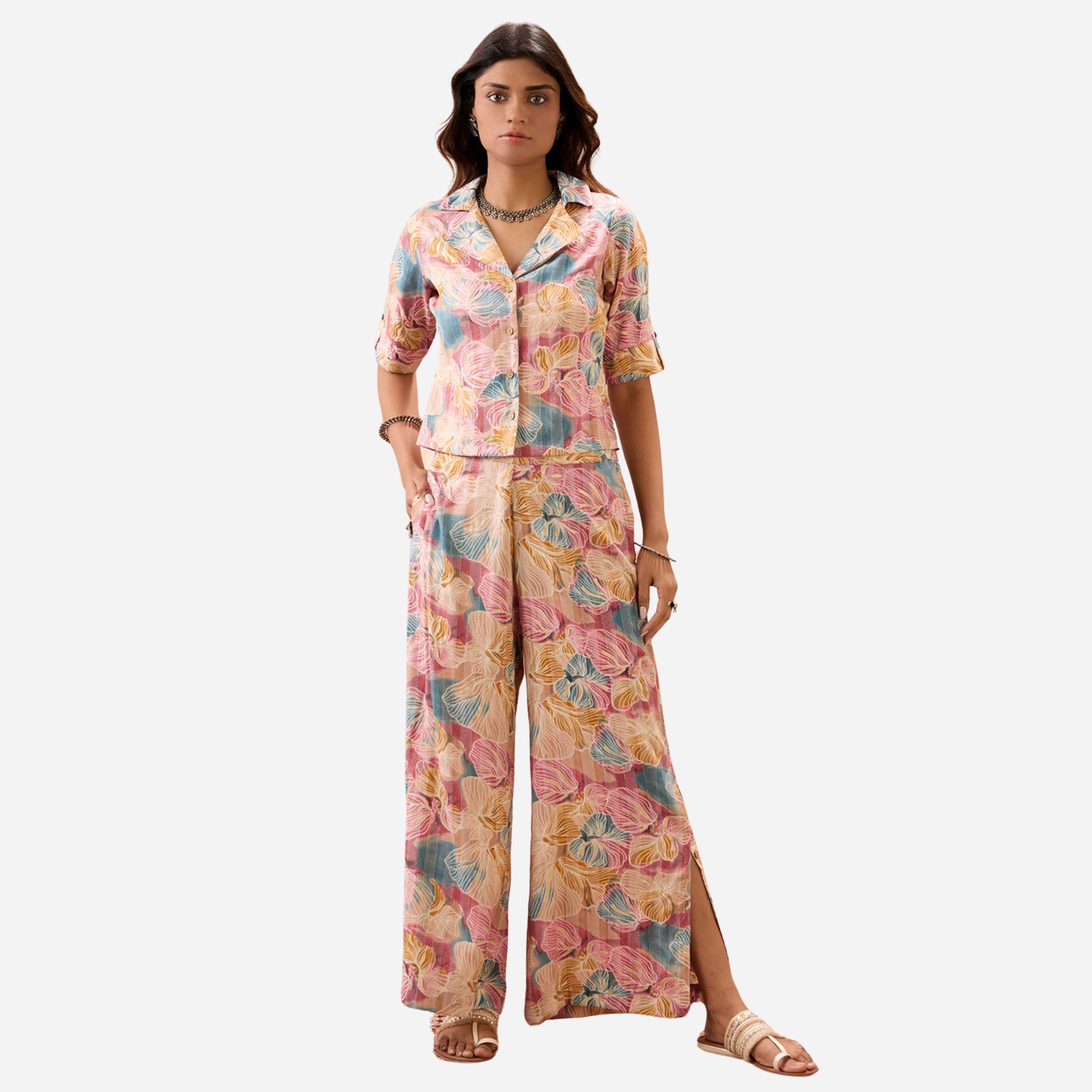 غلوبوص × ستايلي - طقم قميص وبنطال طبعة أزهار متعددة ياقة مدببة-women-clothing-coordsets-image-1