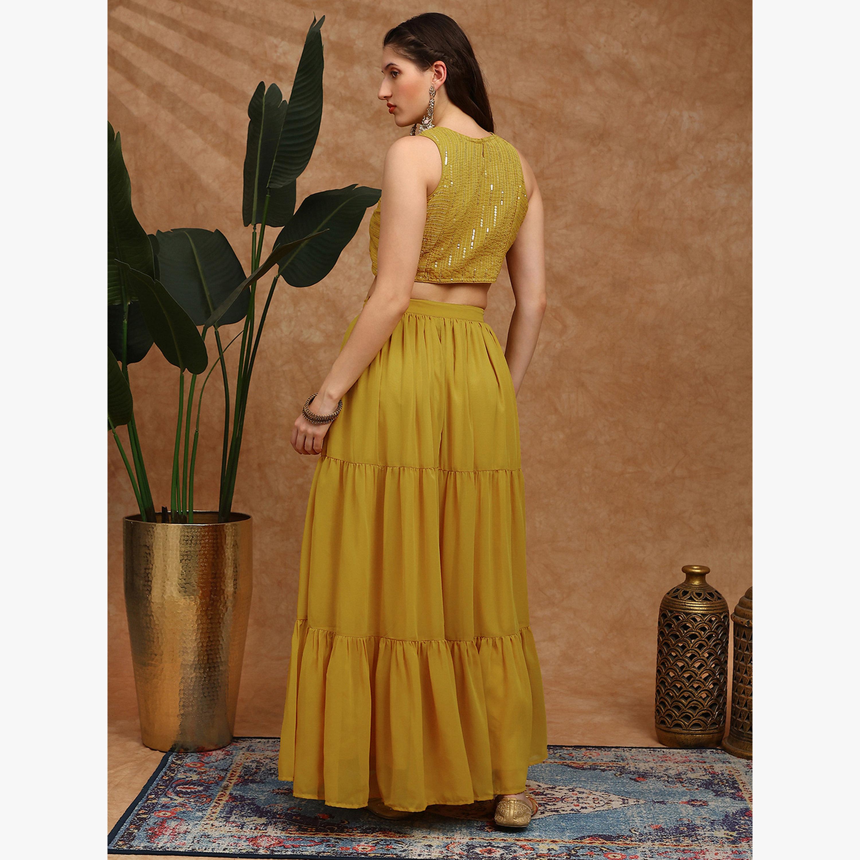طقم منسق من بلوزة قصيرة من الجورجيت بالترتر وتنورة بطبقات-women-clothing-coordsets-image-3