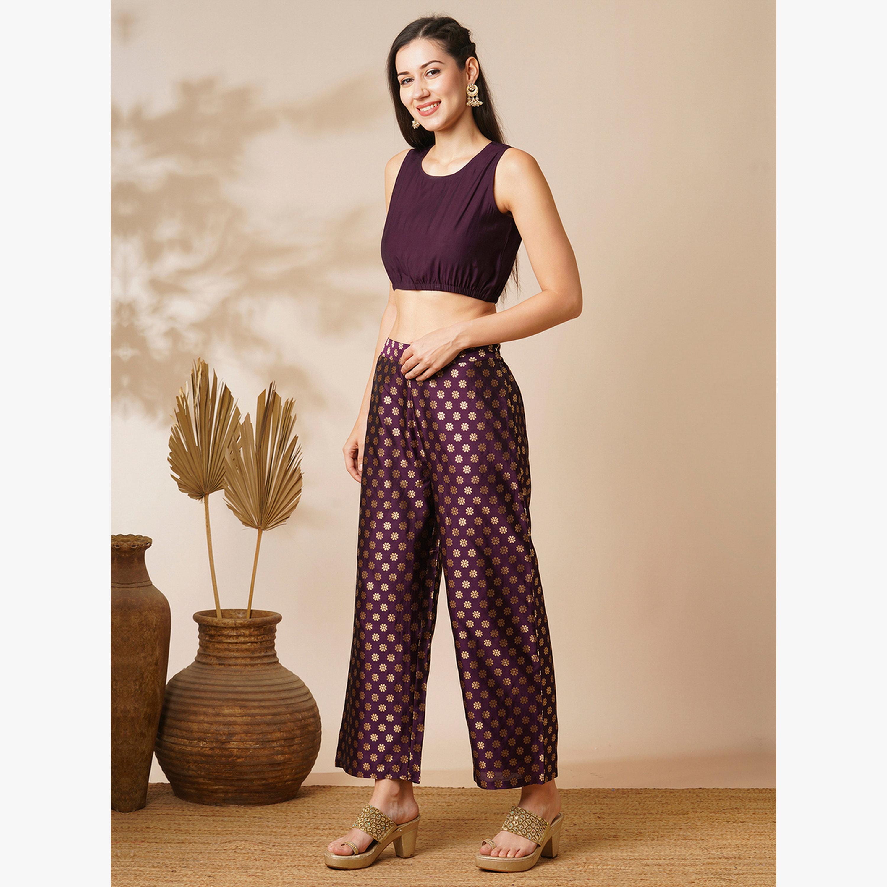 طقم منسق من بلوزة بونشو بياقة قارب مع بنطال بخصر متوسط وحواف مطاطية-women-clothing-coordsets-image-6