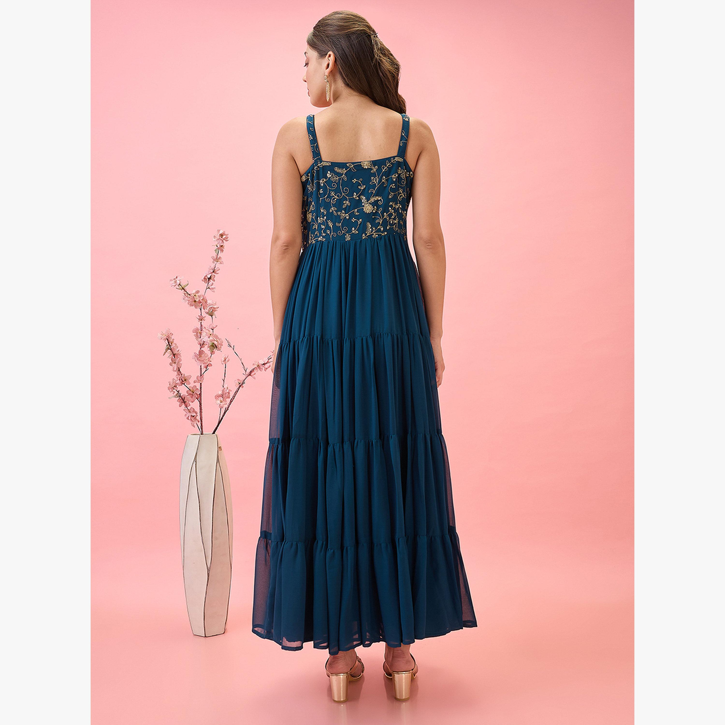 فستان طويل مطرز بالزهور ومزين بالترتر-women-clothing-dresses-image-3