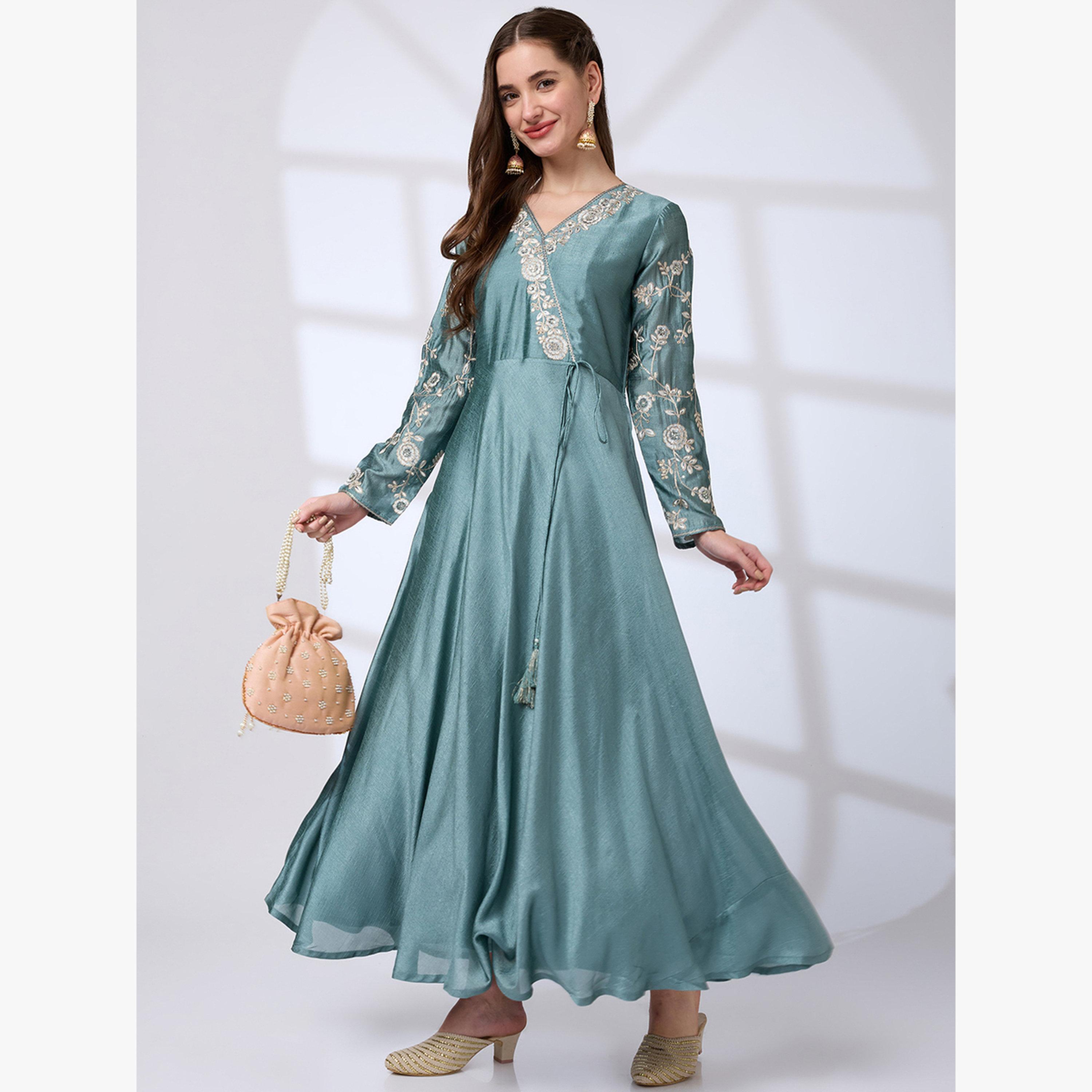 فستان طويل مطرز بالترتر مع رباط مزين بشرابة-women-clothing-dresses-image-1