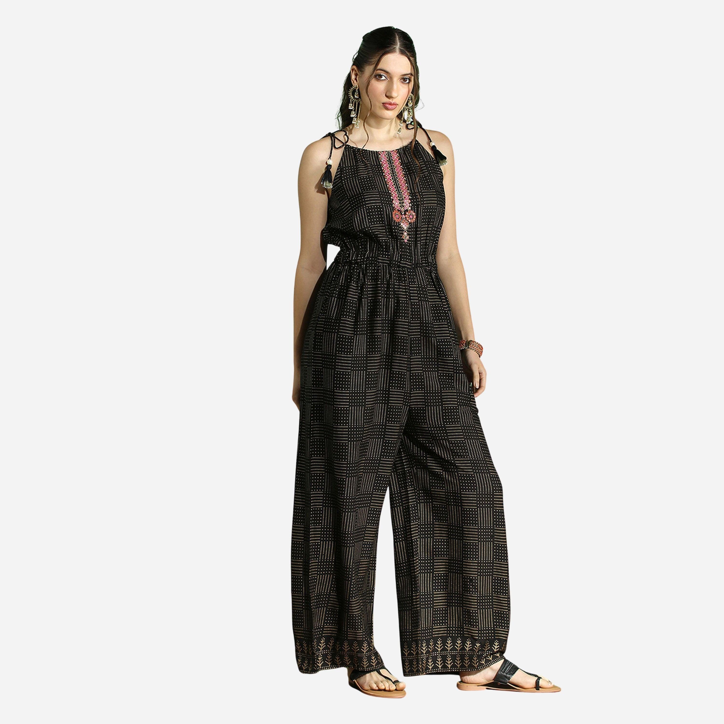 غلوبوص × ستايلي - جمبسوت نسائي مطرز بحزام ربط-women-clothing-jumpsuits-image-1
