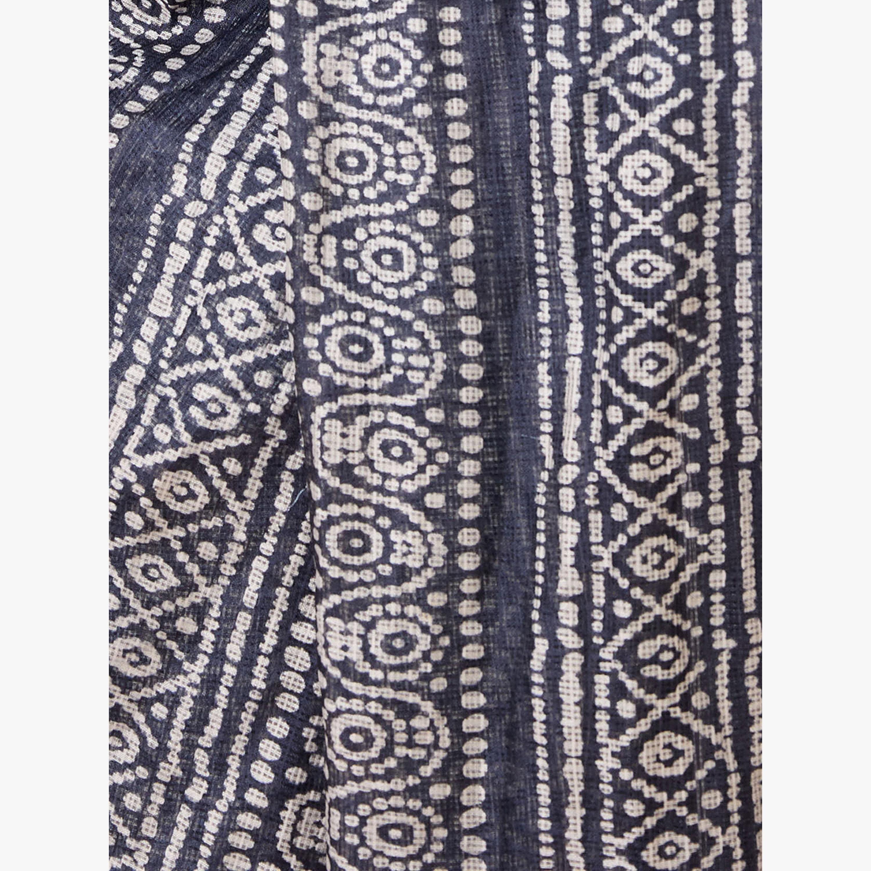 طقم كورتا بياقة مربوطة وشق جانبي مع بنطال وشيلة بطبعة عرقية-women-clothing-ethnicwear-kurtasets-image-6