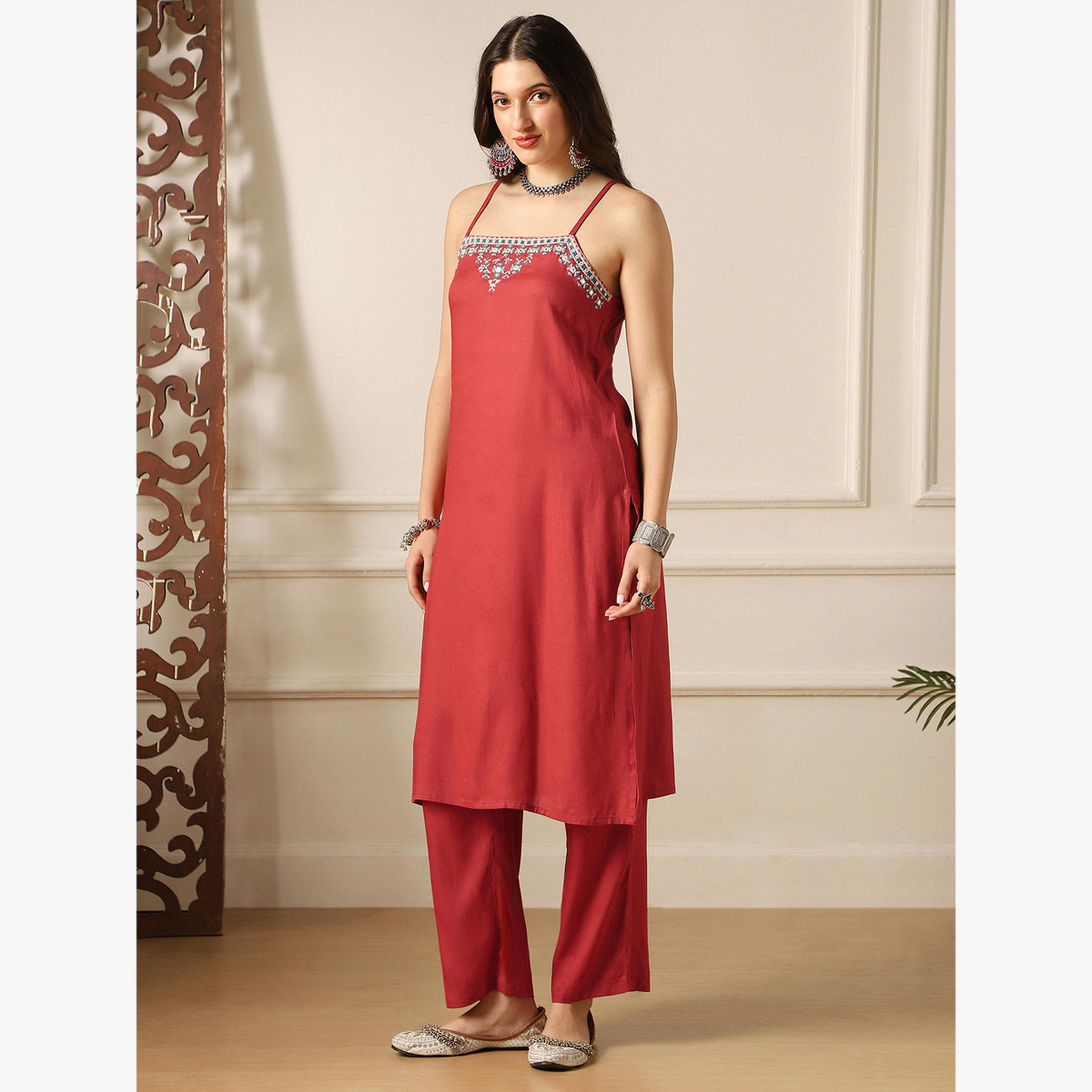 طقم كورتا مستقيمة بياقة مربعة وتفصيلة تطريز مع بنطال-women-clothing-ethnicwear-kurtasets-image-2
