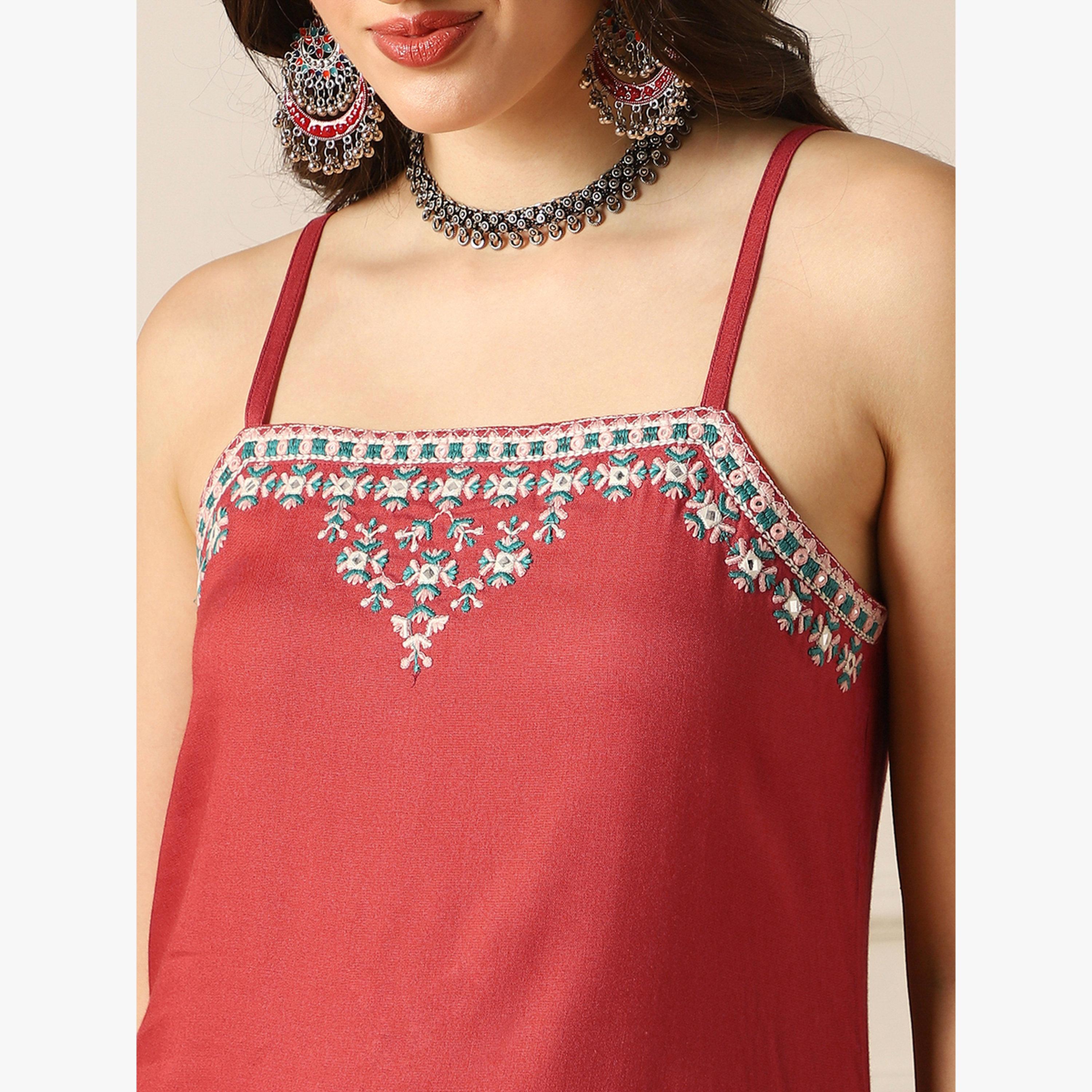 طقم كورتا مستقيمة بياقة مربعة وتفصيلة تطريز مع بنطال-women-clothing-ethnicwear-kurtasets-image-5