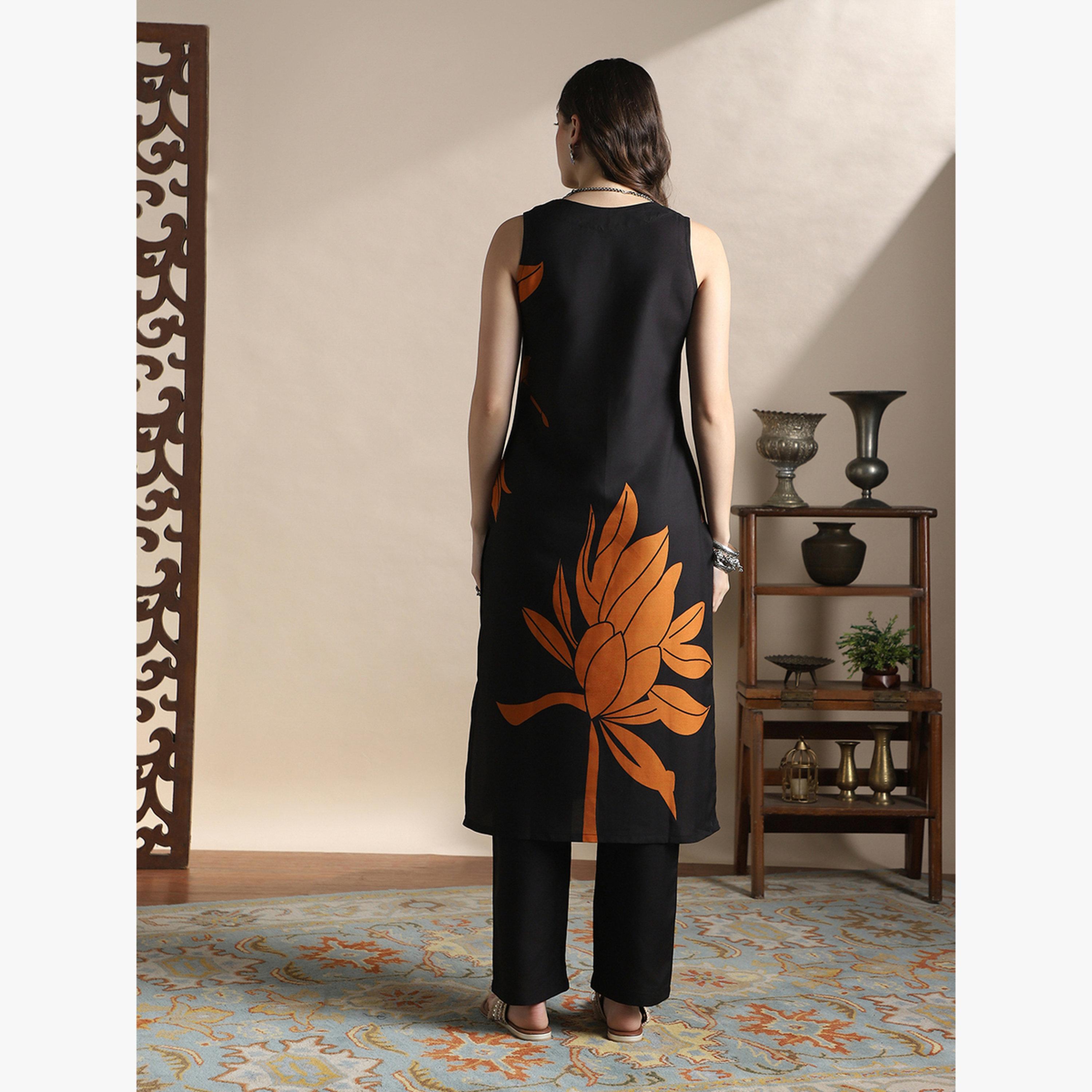 طقم كورتا مستقيمة بلا أكمام بطبعة زهور مع بنطال-women-clothing-ethnicwear-kurtasets-image-3