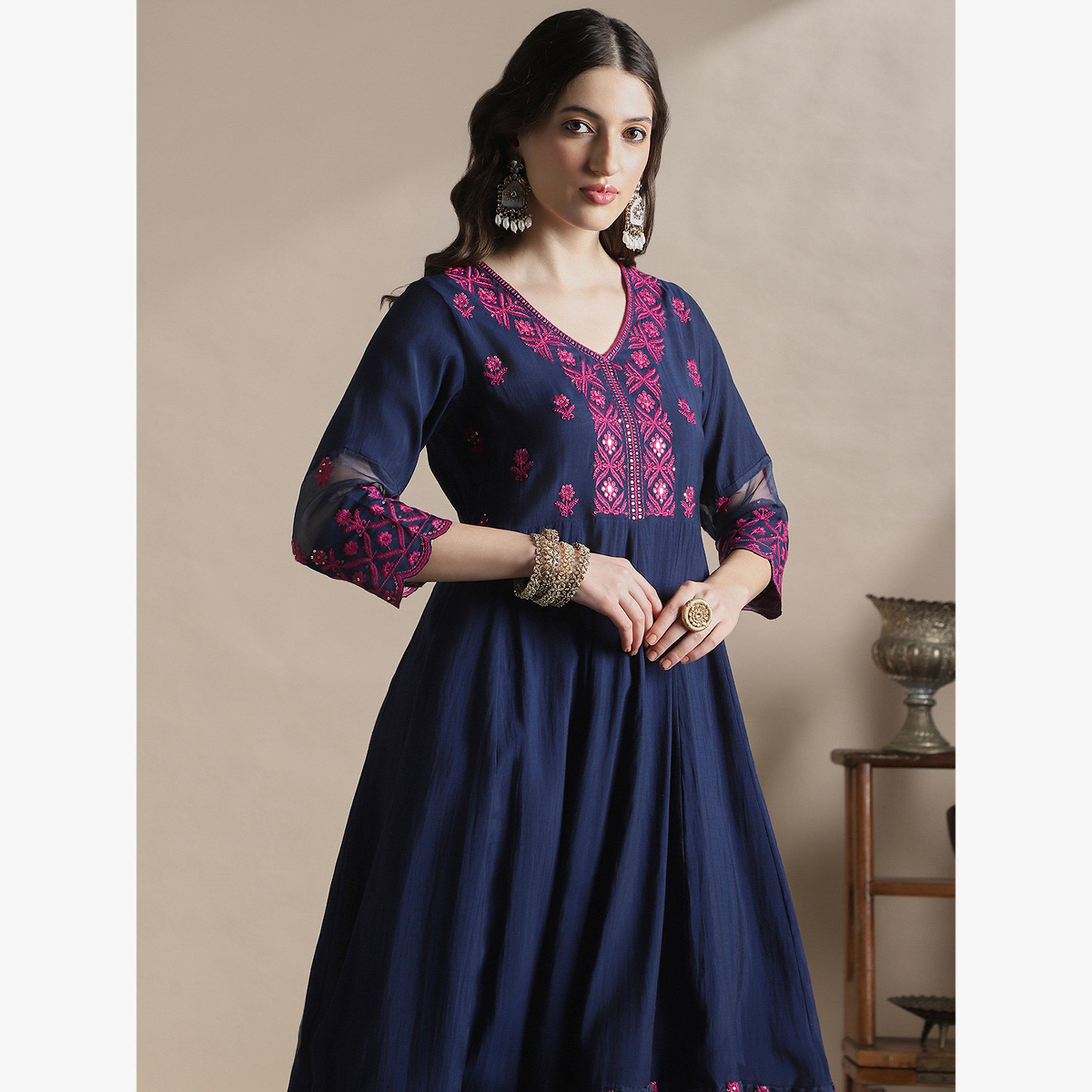 Globus X Styli Sequin Embroidered Flared Hem Kurta and Pants Festive Set-women-clothing-ethnicwear-kurtasets-image-6
