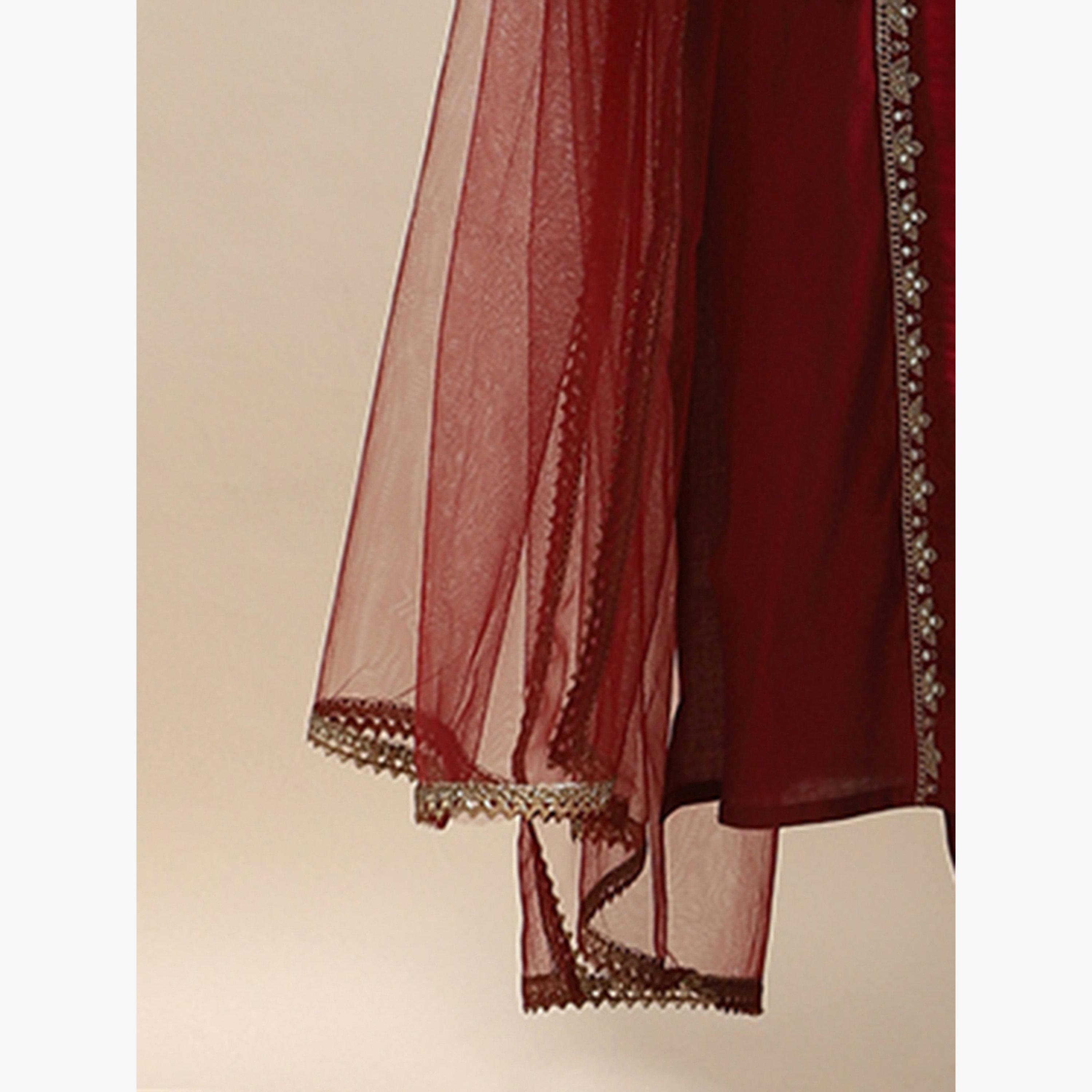 طقم كورتا مستقيمة مطرزة بتطريز زاري عند الصدر مع بنطال وشيلة-women-clothing-ethnicwear-kurtasets-image-6