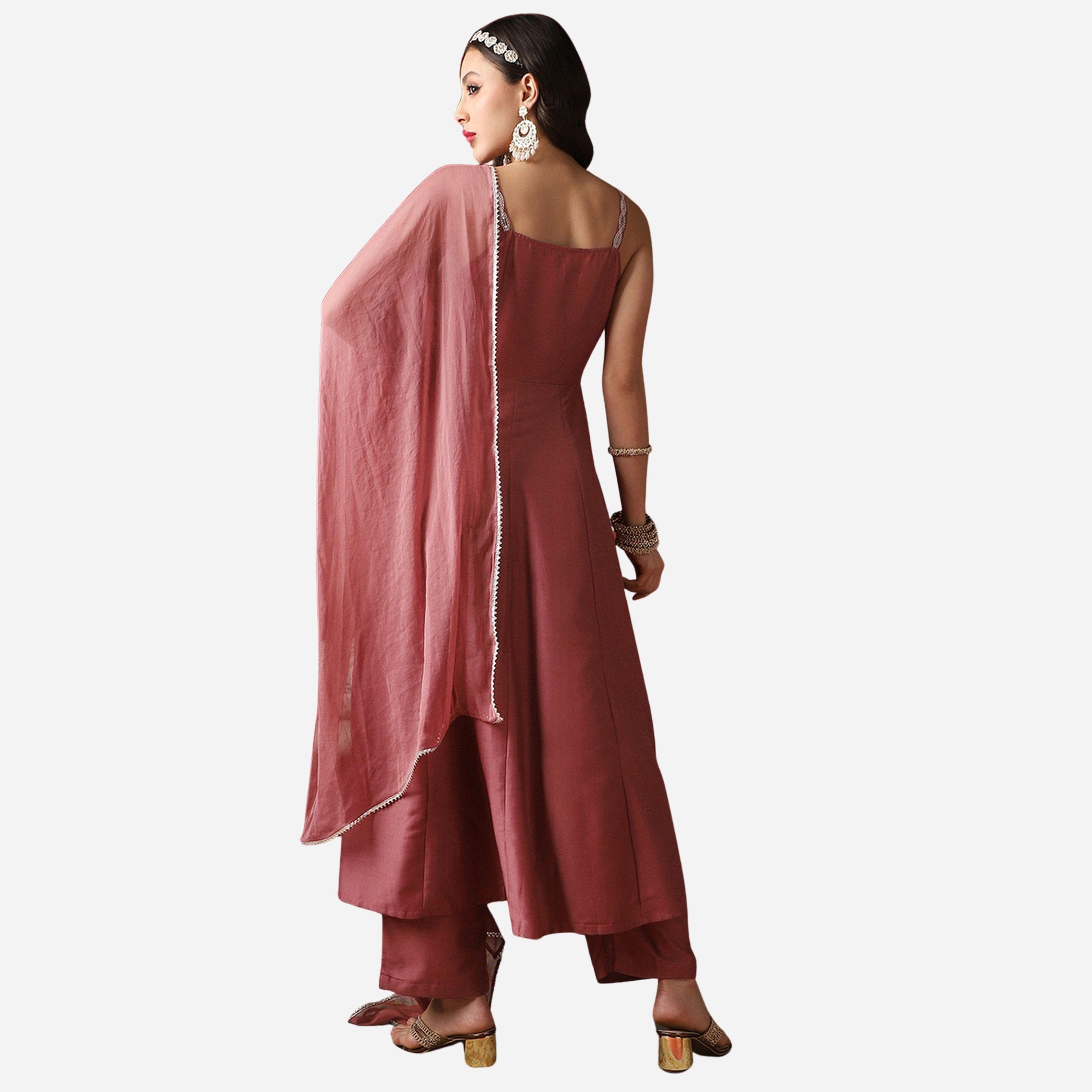 غلوبوص × ستايلي - طقم أناركالي قميص وبنطال وشال مزين بالترتر، ياقة مربعة-women-clothing-ethnicwear-kurtasets-image-3
