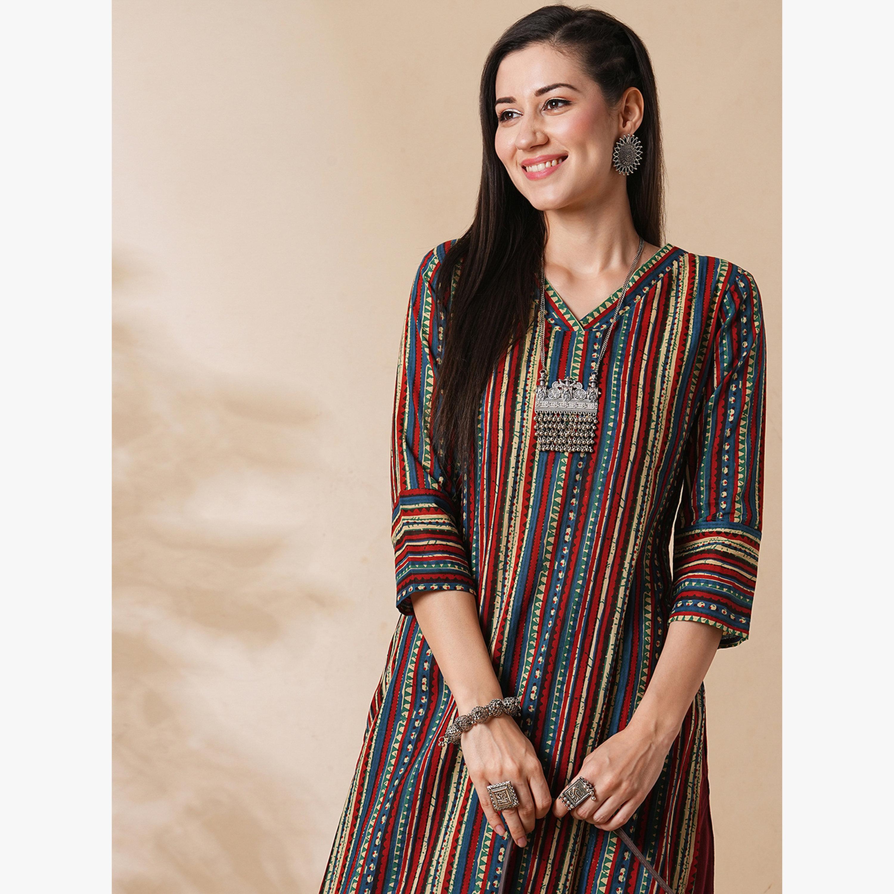 Globus X Styli Geometric Stripe Print Straight Workwear Kurta and Palazzos Set-women-clothing-ethnicwear-kurtasets-image-6