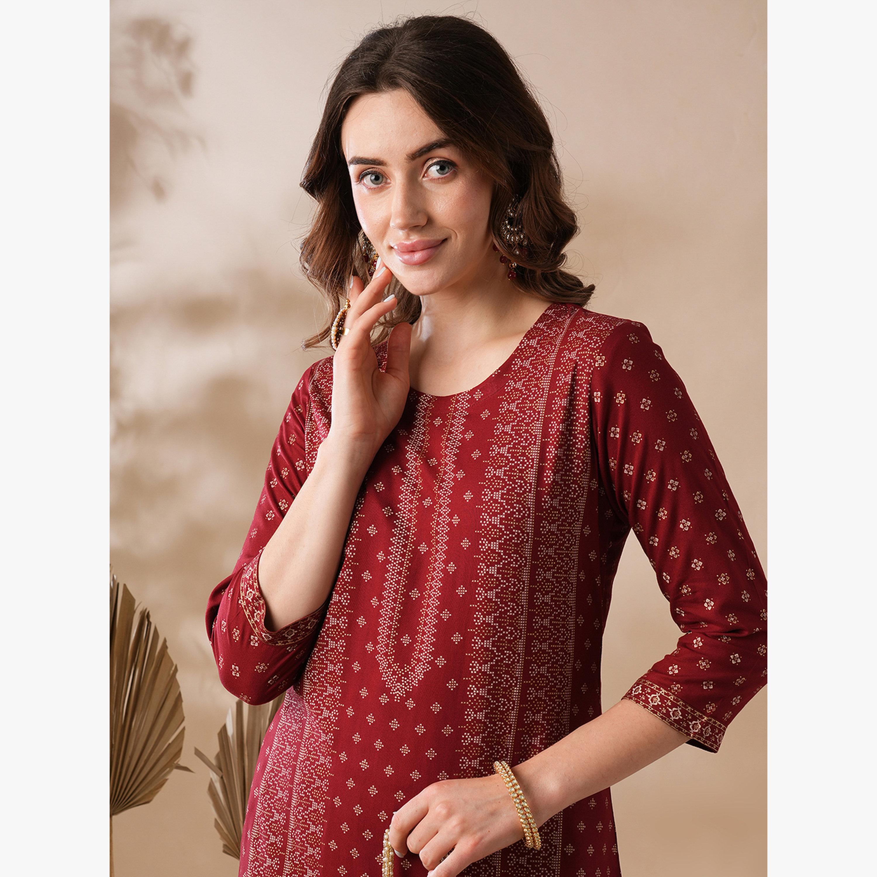 Globus X Styli Gold Foil Print Straight Workwear Kurta and Elasticated Pants Set-women-clothing-ethnicwear-kurtasets-image-6