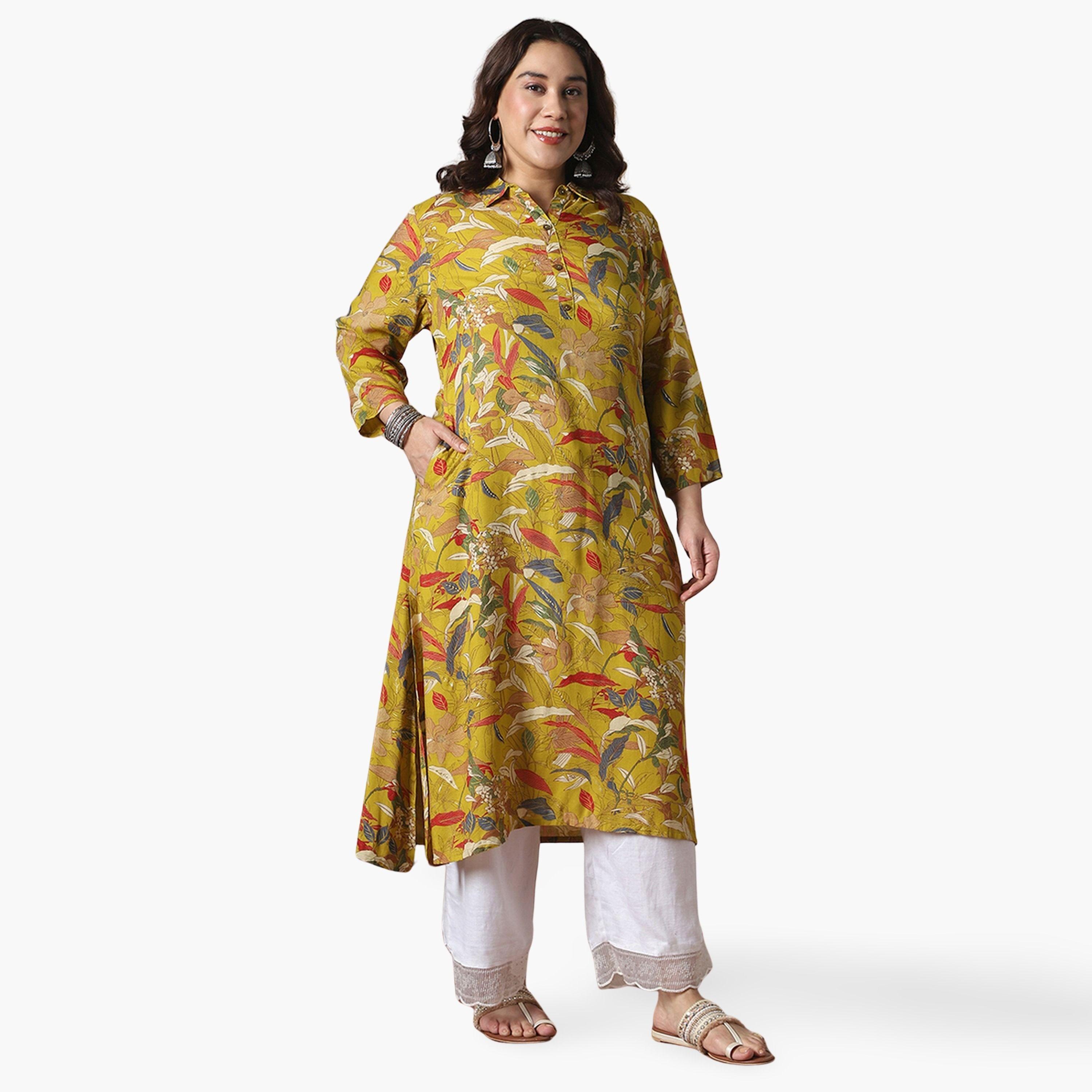 كورتا مستقيمة بمقاس كبير بياقة قميص بطبعة زهور ذهبية-women-clothing-ethnicwear-kurtas-image-1
