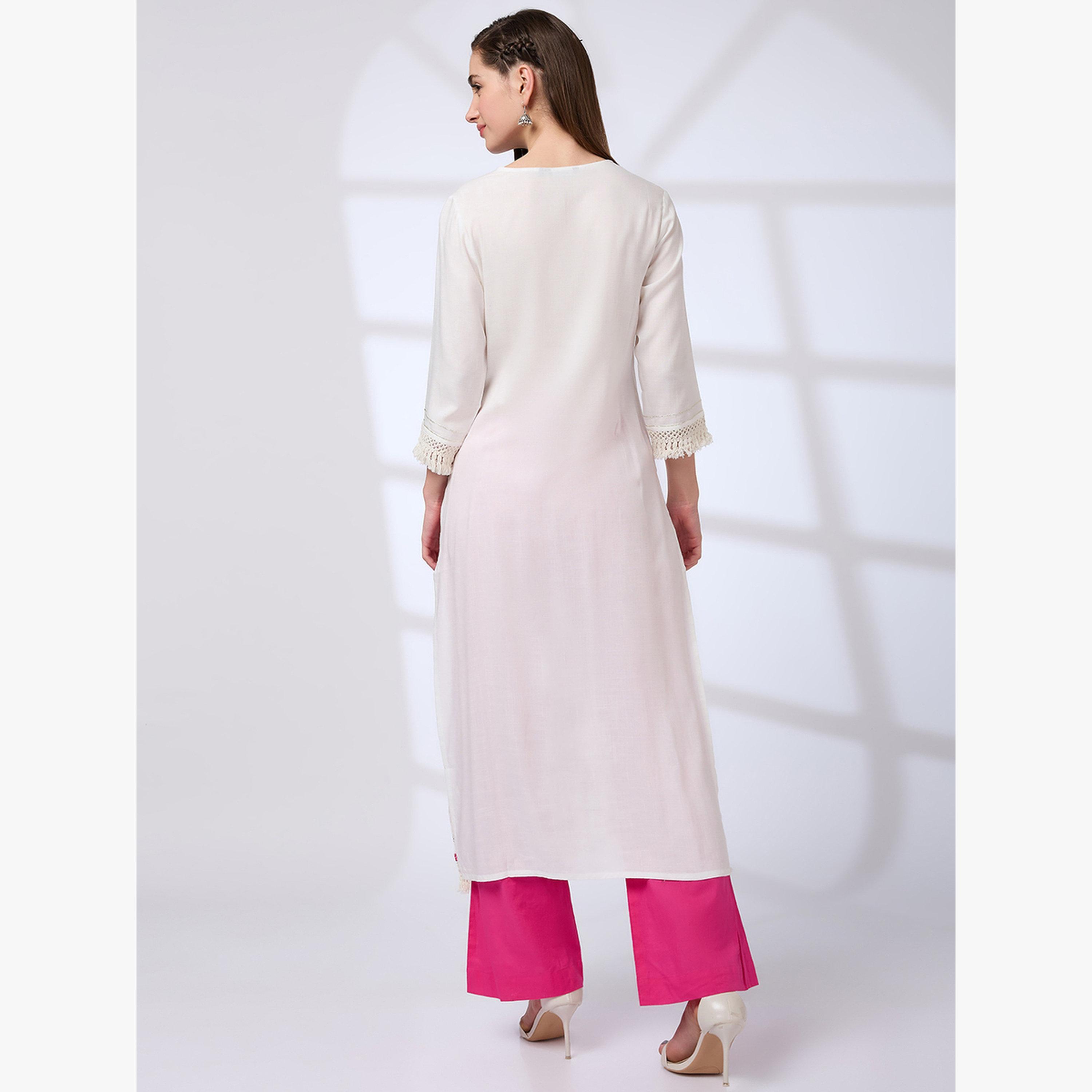 كورتا مستقيمة احتفالية مطرزة بالزهور وتفصيلة كروشيه عند الصدر-women-clothing-ethnicwear-kurtas-image-3