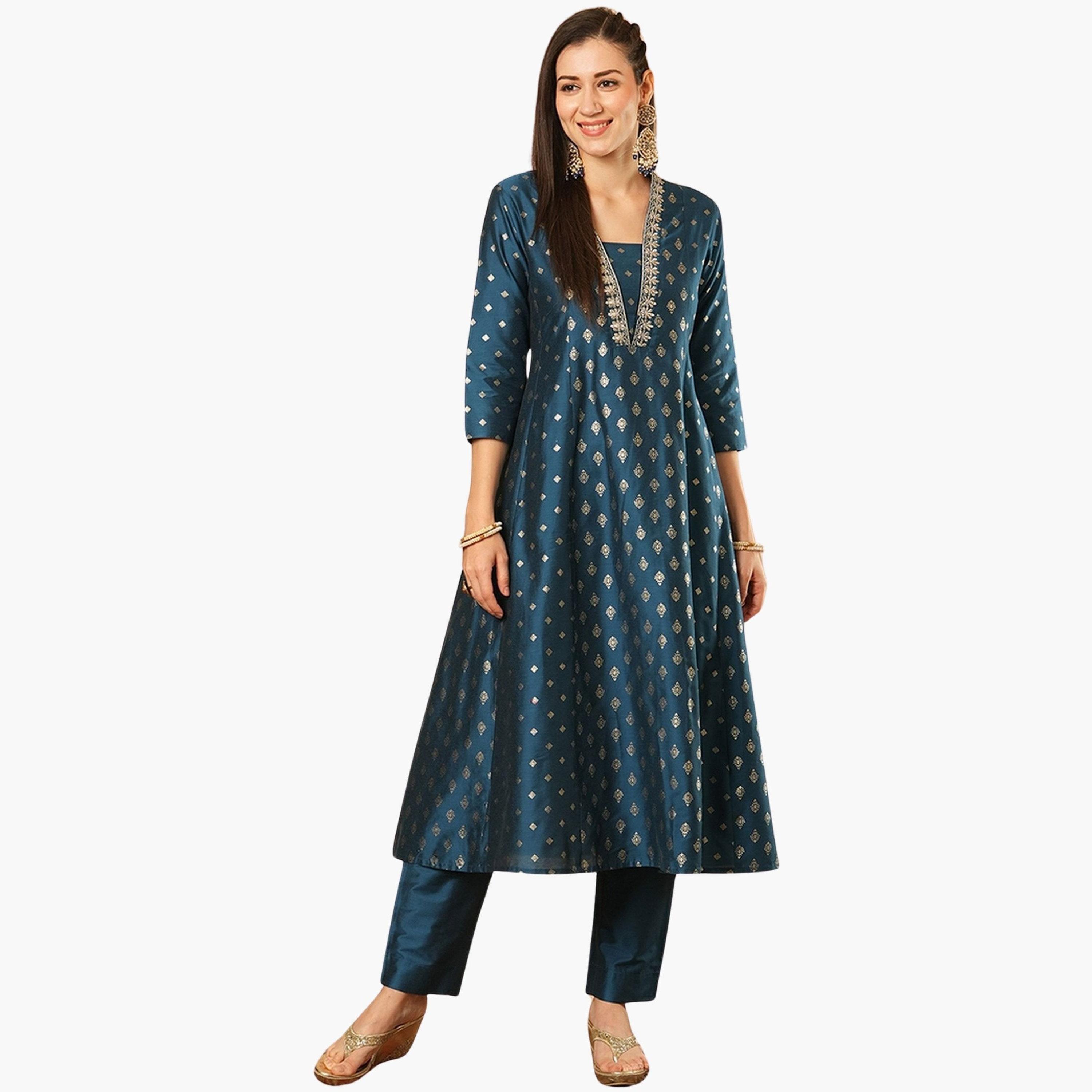 طقم كورتا أناركلي احتفالية بطبعة ذهبية مقسمة مع بنطال-women-clothing-ethnicwear-kurtasets-image-1