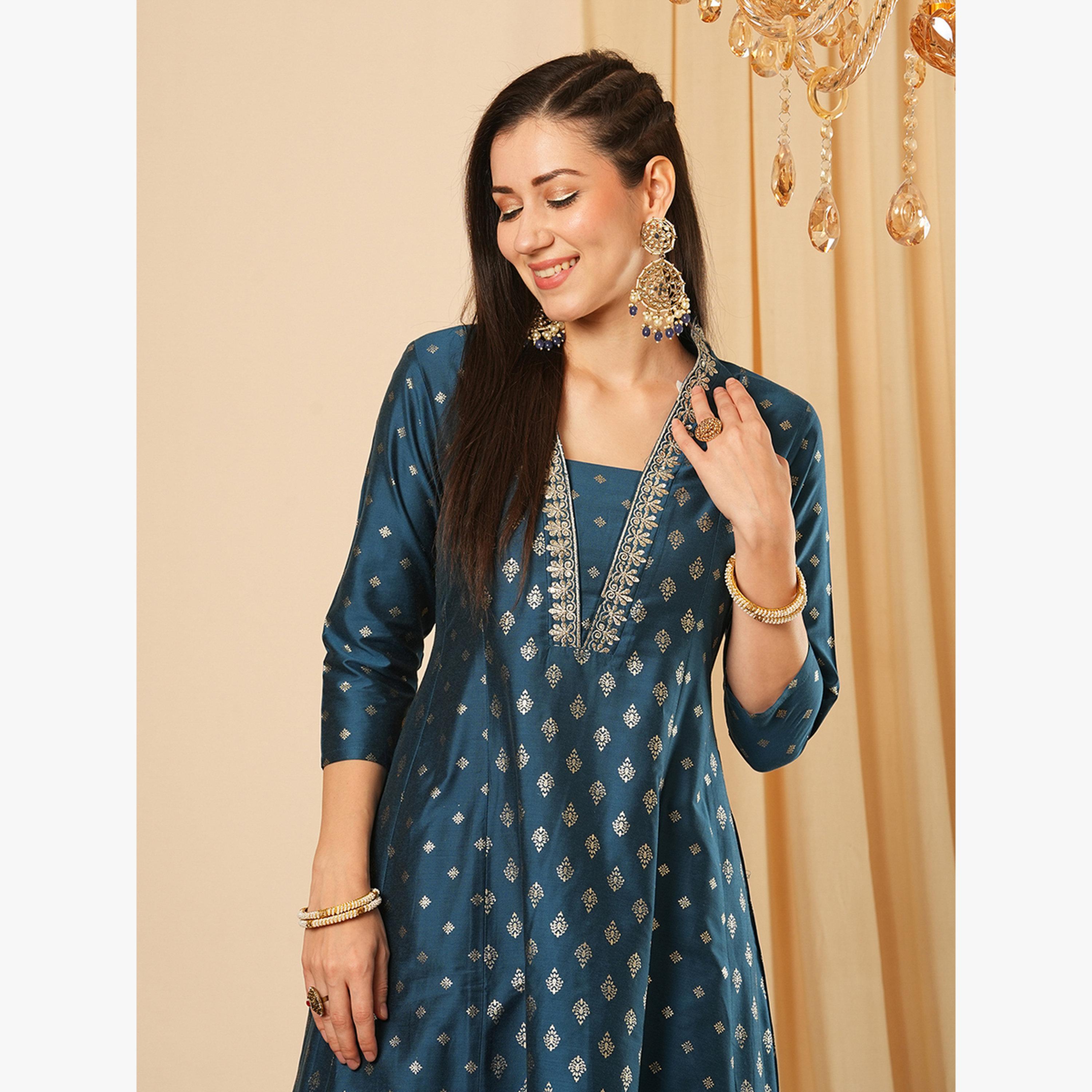 طقم كورتا أناركلي احتفالية بطبعة ذهبية مقسمة مع بنطال-women-clothing-ethnicwear-kurtasets-image-6