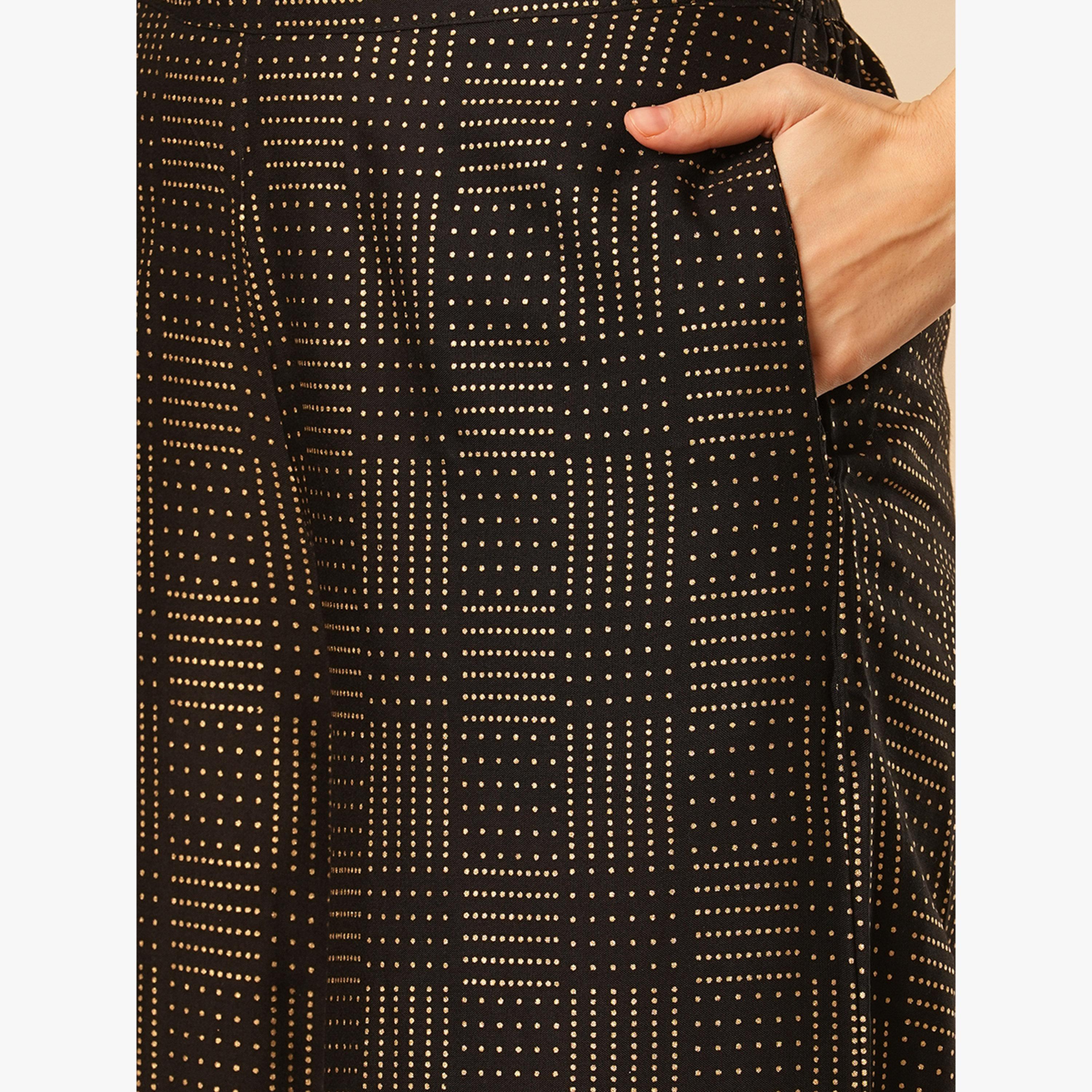 طقم كورتا احتفالية مستقيمة بياقة هولتر وفتحة أمامية مطرزة مع بنطال واسع-women-clothing-ethnicwear-kurtasets-image-5